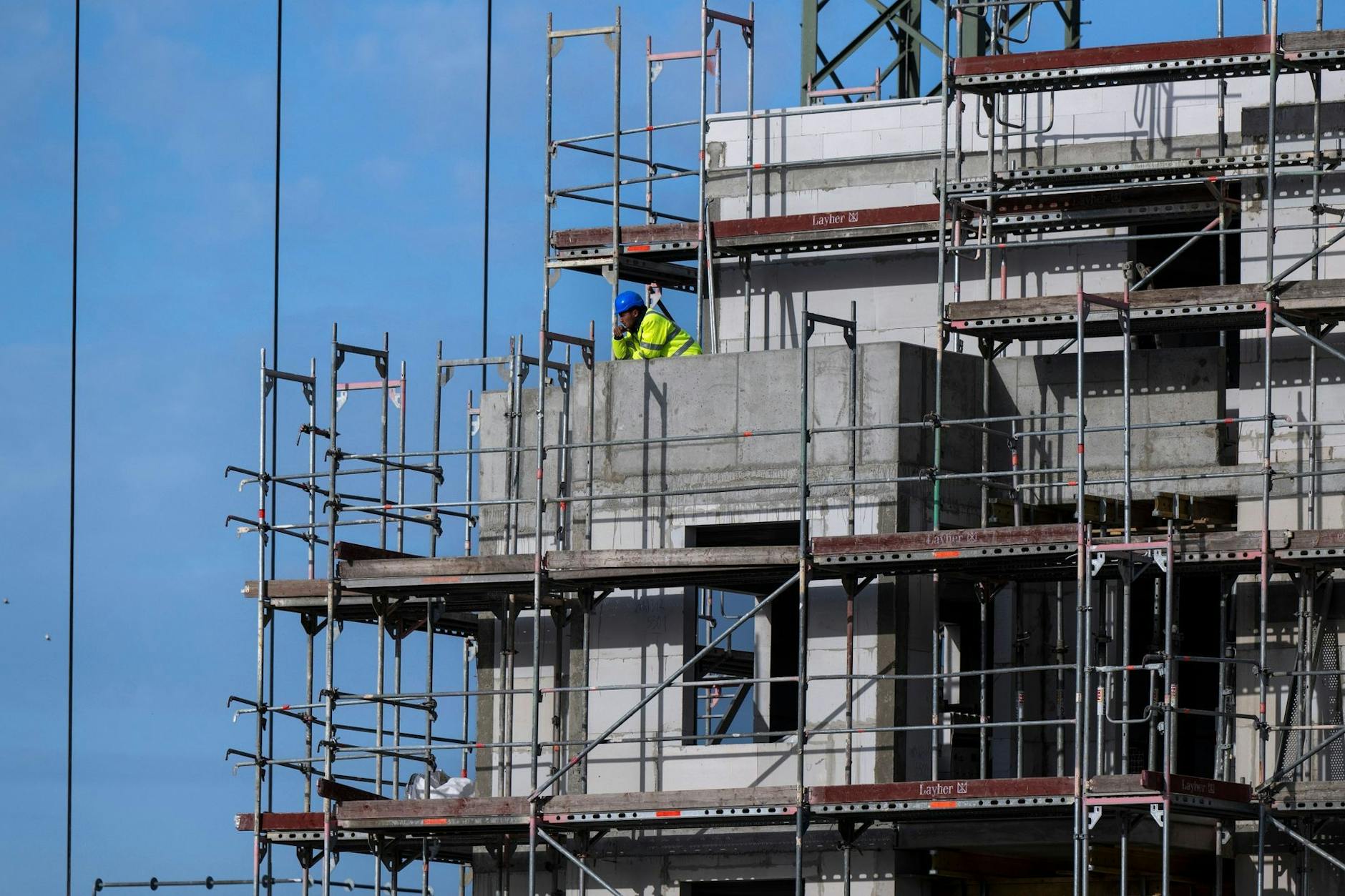 Bauen, bauen, bauen. Schwarz-Rot will, dass sich was dreht.