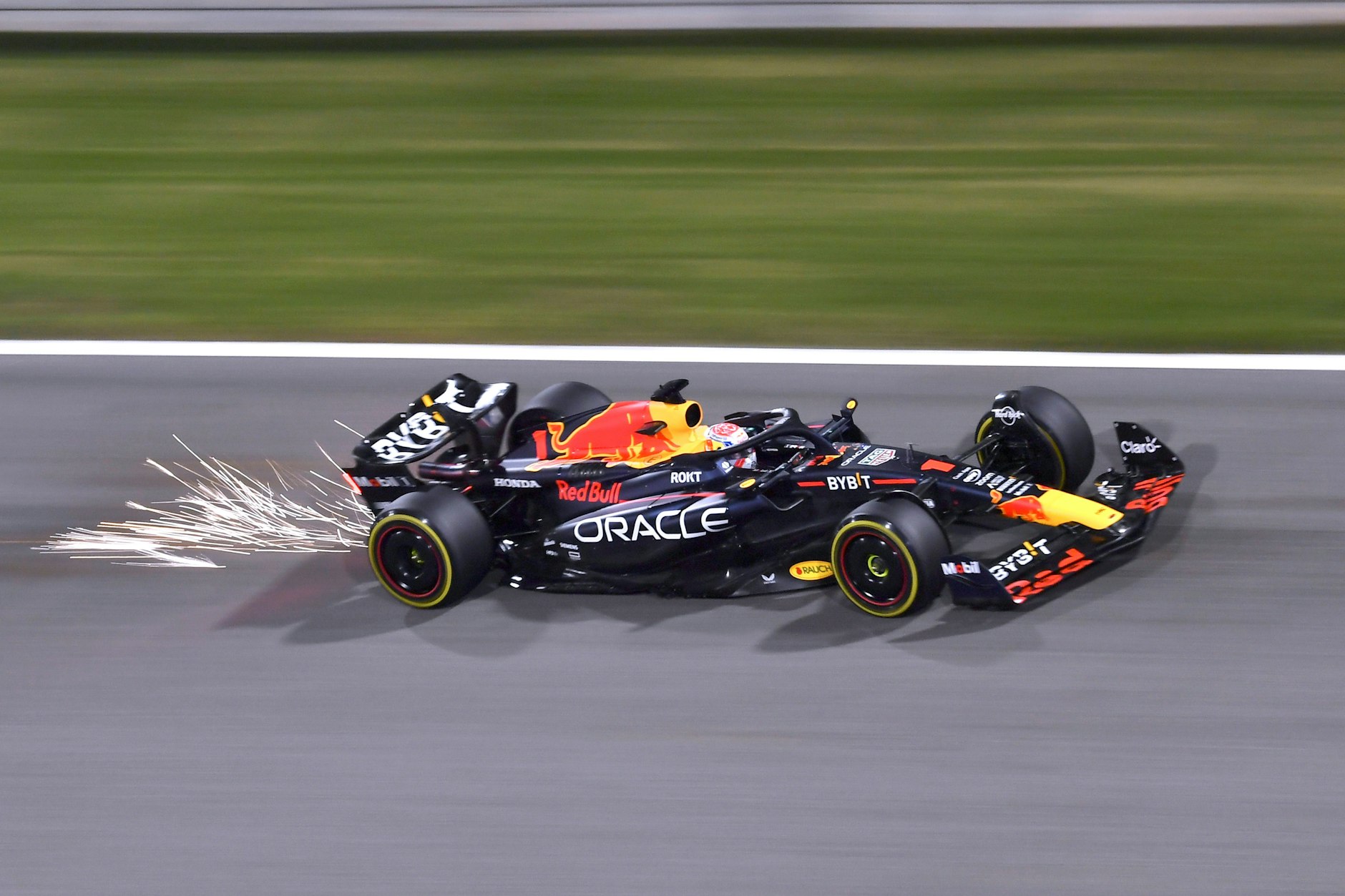 Sieht schnell aus und soll es auch sein: Max Verstappen und Red Bull gehen als Favorit in die neue Formel-1-Saison.