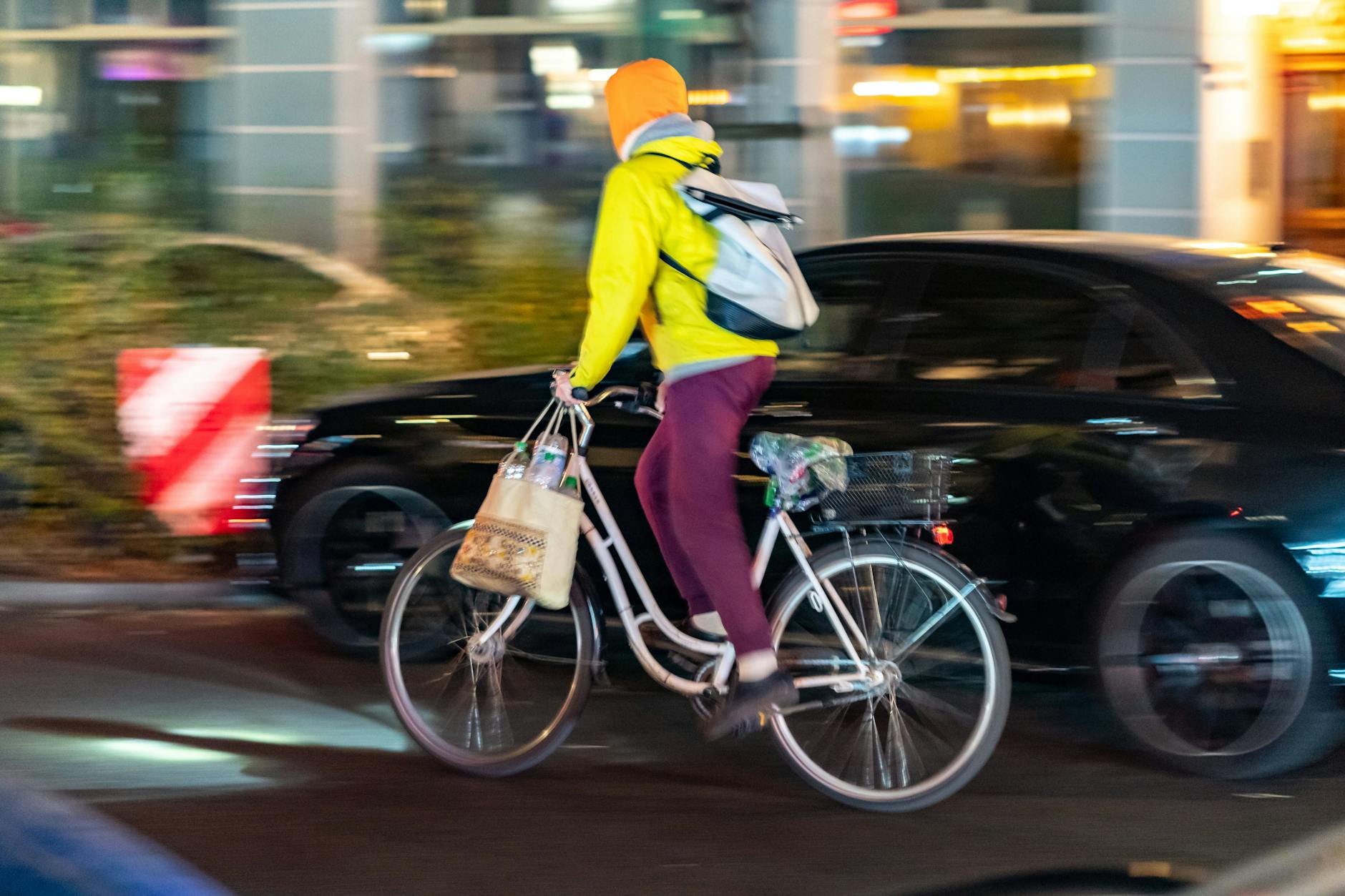 Das Verhältnis zwischen Radlern und Autofahrern in Berlin ist nicht immer harmonisch.