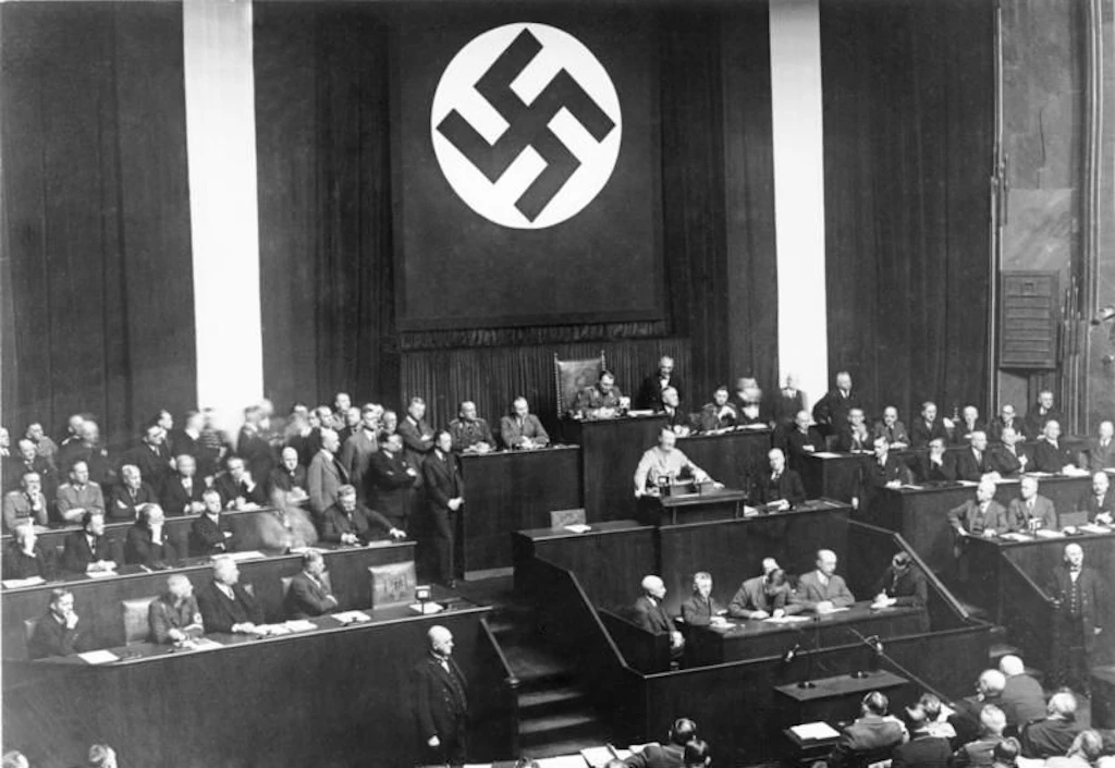 Vor 90 Jahren in Berlin: Der Tag, an dem Hitler die Demokratie abschaffen ließ