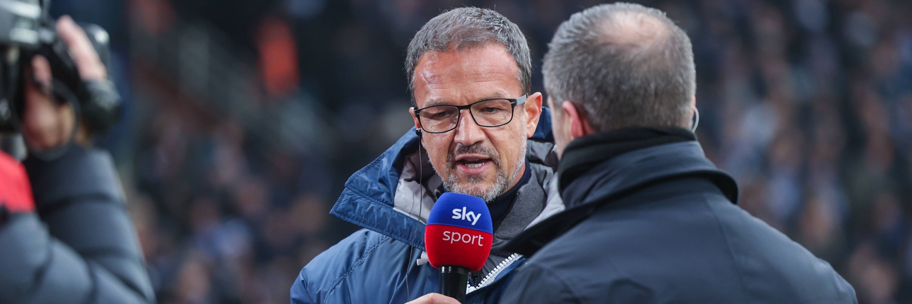 Nach der fristlosen Kündigung von Manager Fredi Bobic bei Hertha BSC fliegen nun die Fetzen.