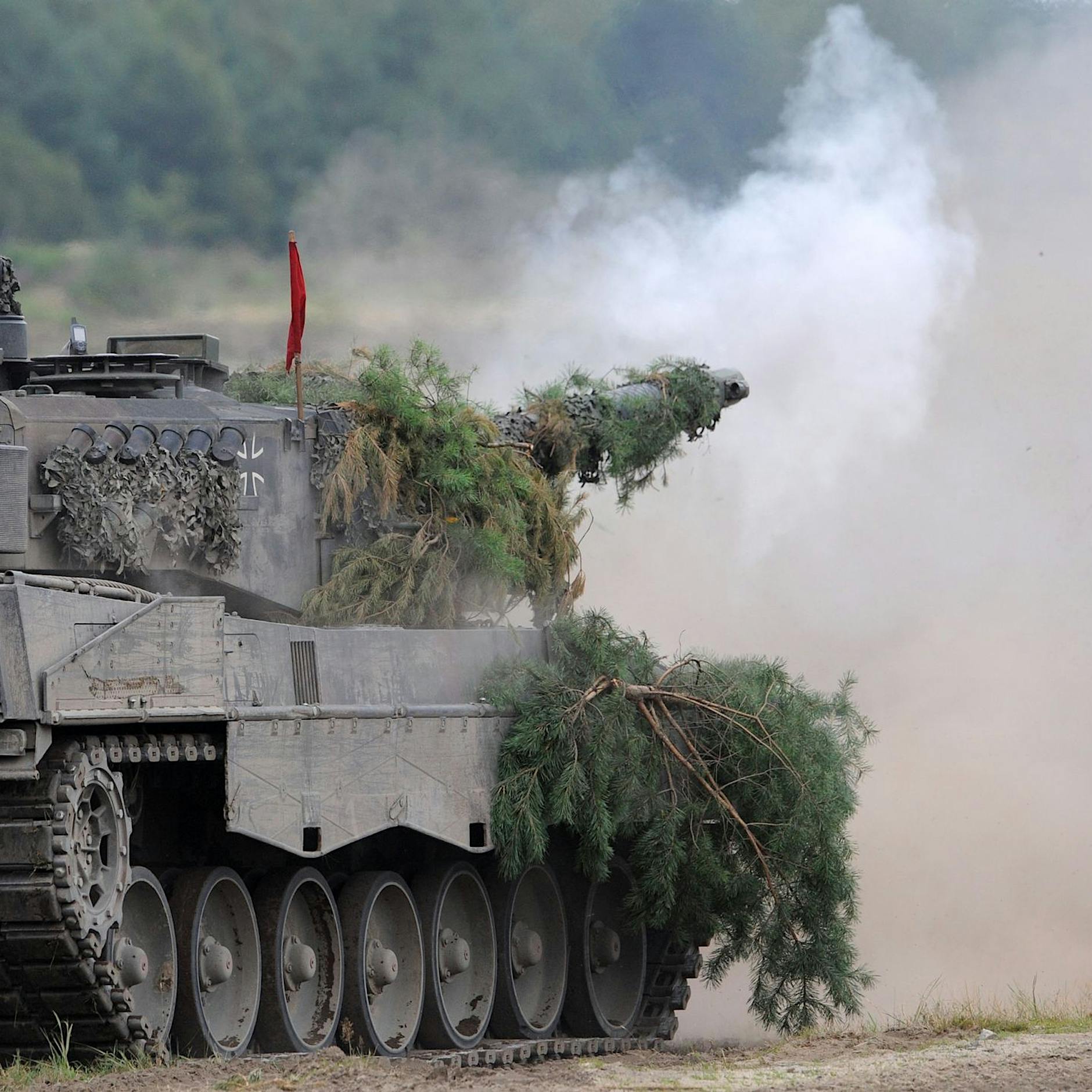 Bundesregierung bittet Schweiz um ausgemusterte Leopard-2-Panzer