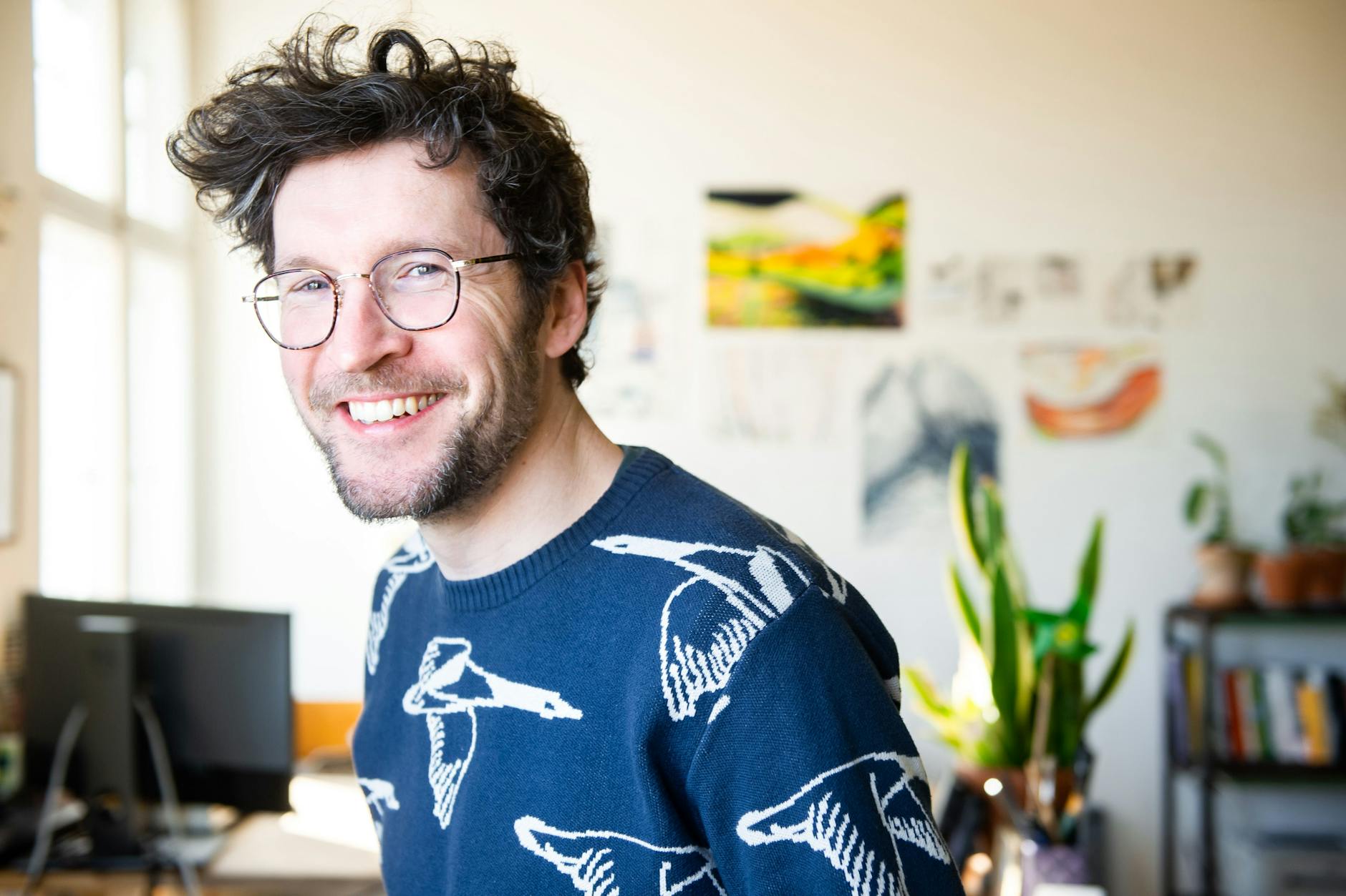 Sebastian Lörscher in seinem Atelier in Friedrichshain