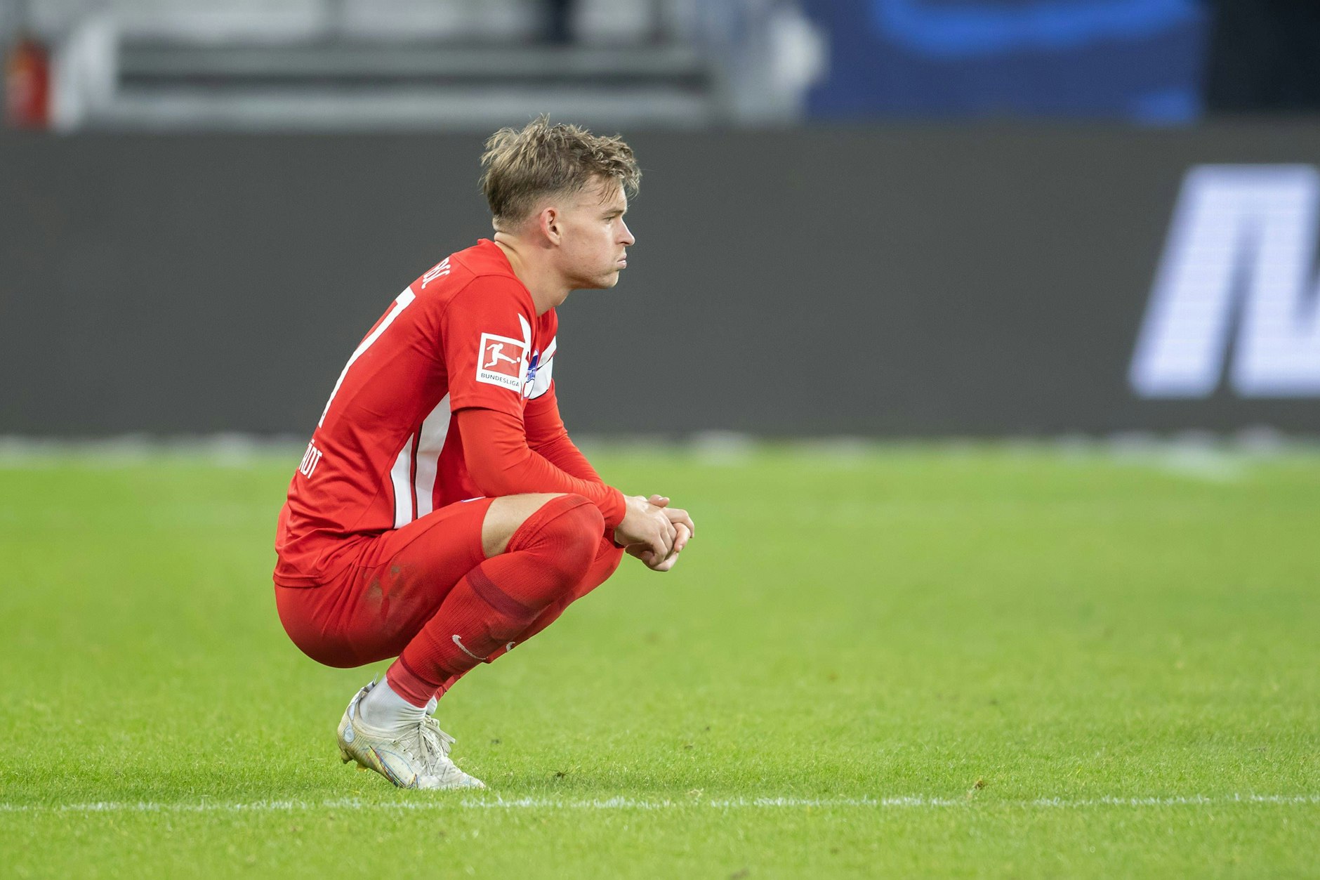 Puh: Maximilian Mittelstädt hat bei Hertha BSC im Duell mit Marvin Plattenhardt mal wieder das Nachsehen.&nbsp;