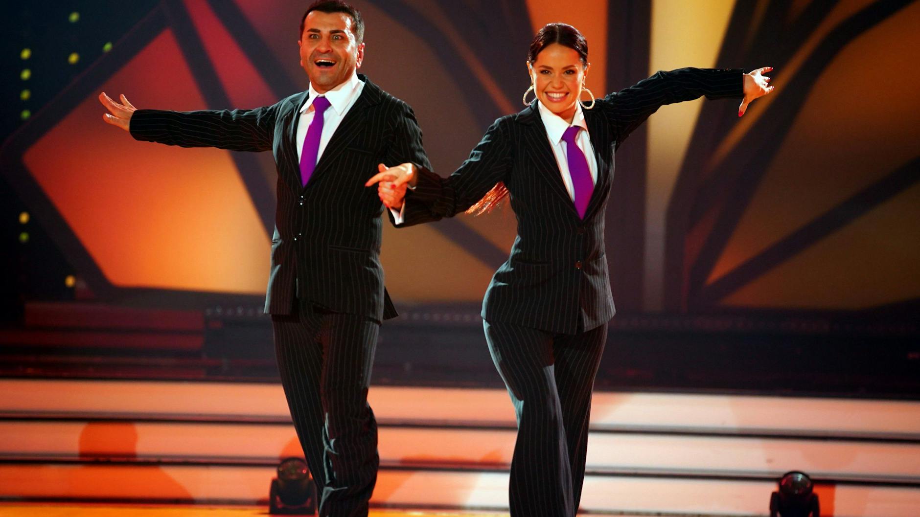 Für ihren Cha Cha Cha in „Let’s Dance“-Show 2 bekamen Ali Güngörmüş und Christina Luft 16 Punkte.