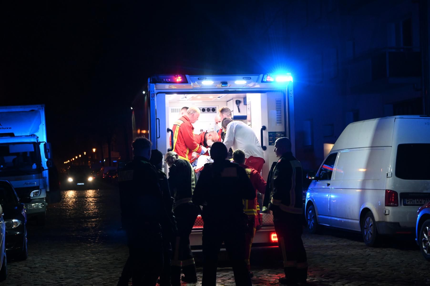 Image - Horror-Tat in Friedrichsfelde: 35-Jähriger sticht Lebensgefährtin (34) nieder – und geht ein Bier trinken