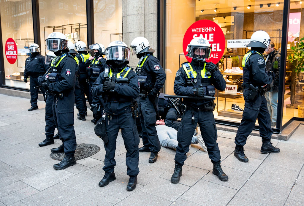 Hamburg: Verschenk-Aktion in der City eskaliert – Veranstalter spricht