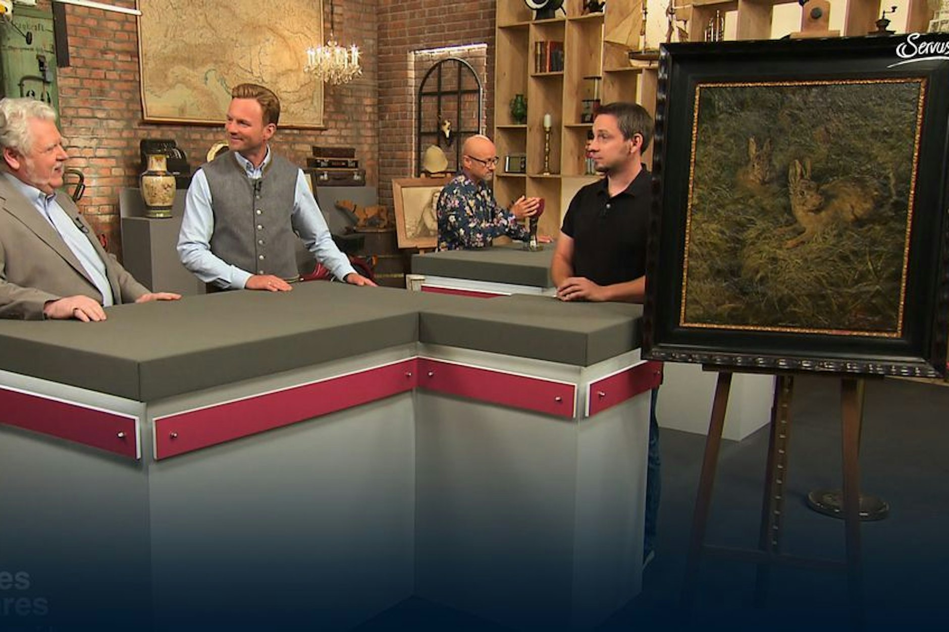 „Bares für Rares“-Experte Erich Tromayer (links) verschätzt sich völlig beim Wert dieses Gemäldes.