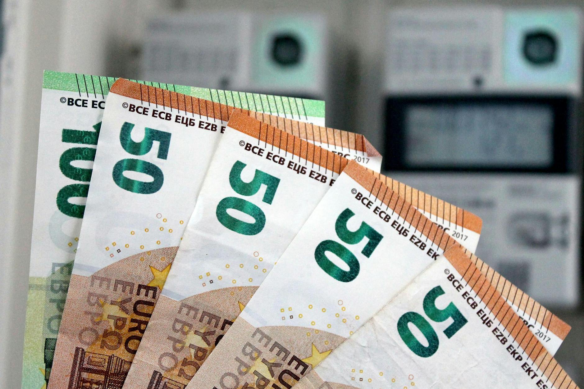 Kriminelle nutzen die Energiepauschale der Bundesregierung für Betrug, warnt die Verbraucherzentrale.