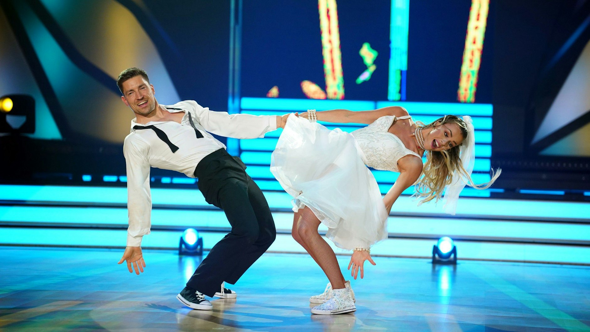 Für ihren Jive in „Let’s Dance“-Show 2 bekamen Philipp Boy und Patricija Ionel 29 Punkte.