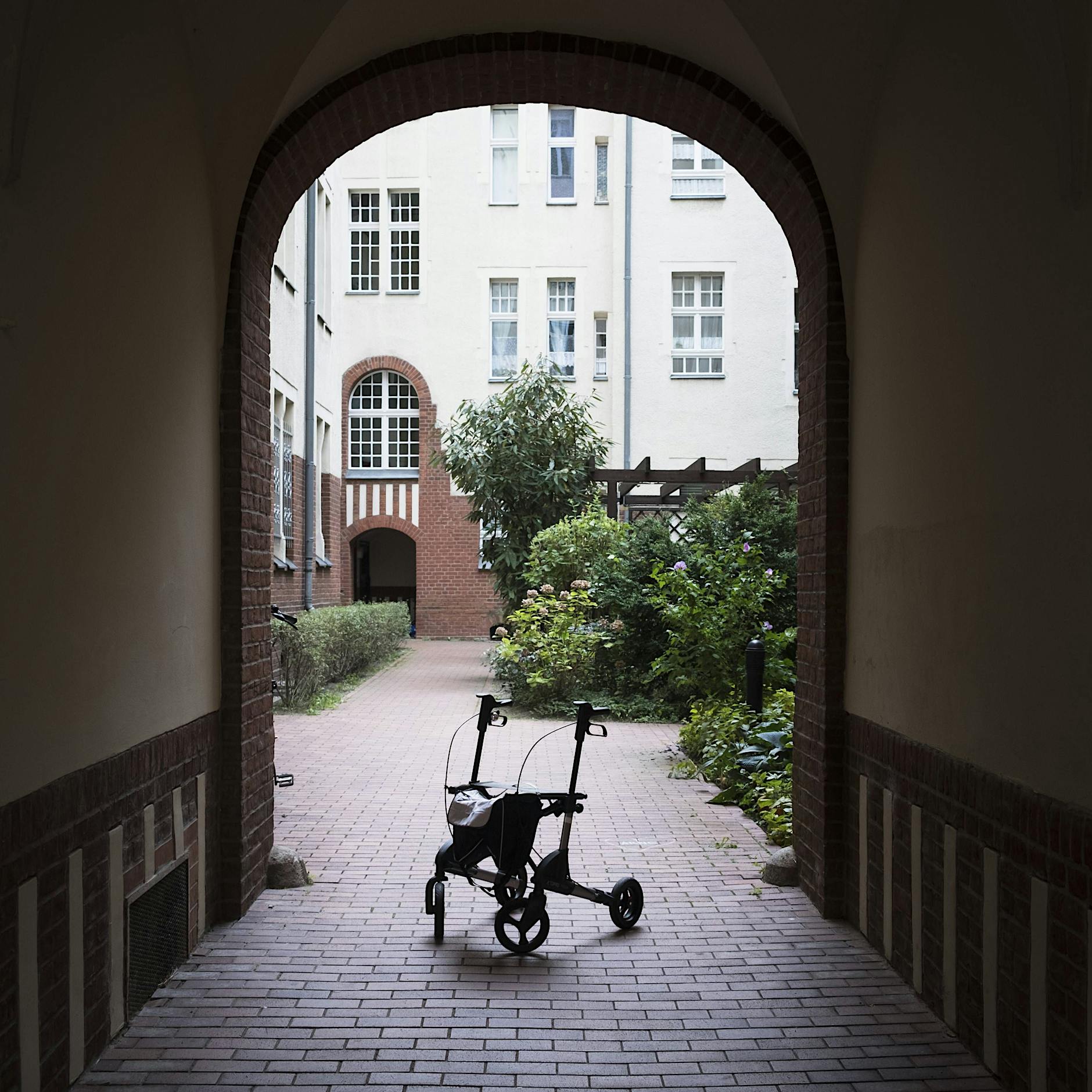 Kommentar: Flüchtlingsheim vs. Pflegeheim: Glückwunsch zu diesem Chaos!