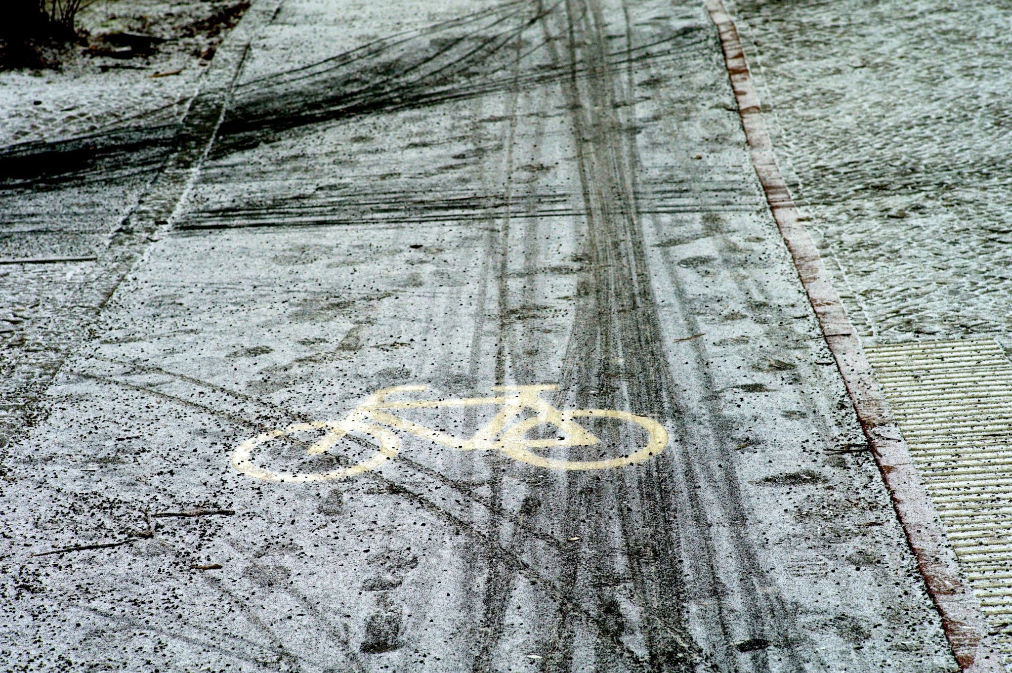 Wetter in Berlin und Brandenburg: Glättewarnung und mehrere Zentimeter Schnee am Montag