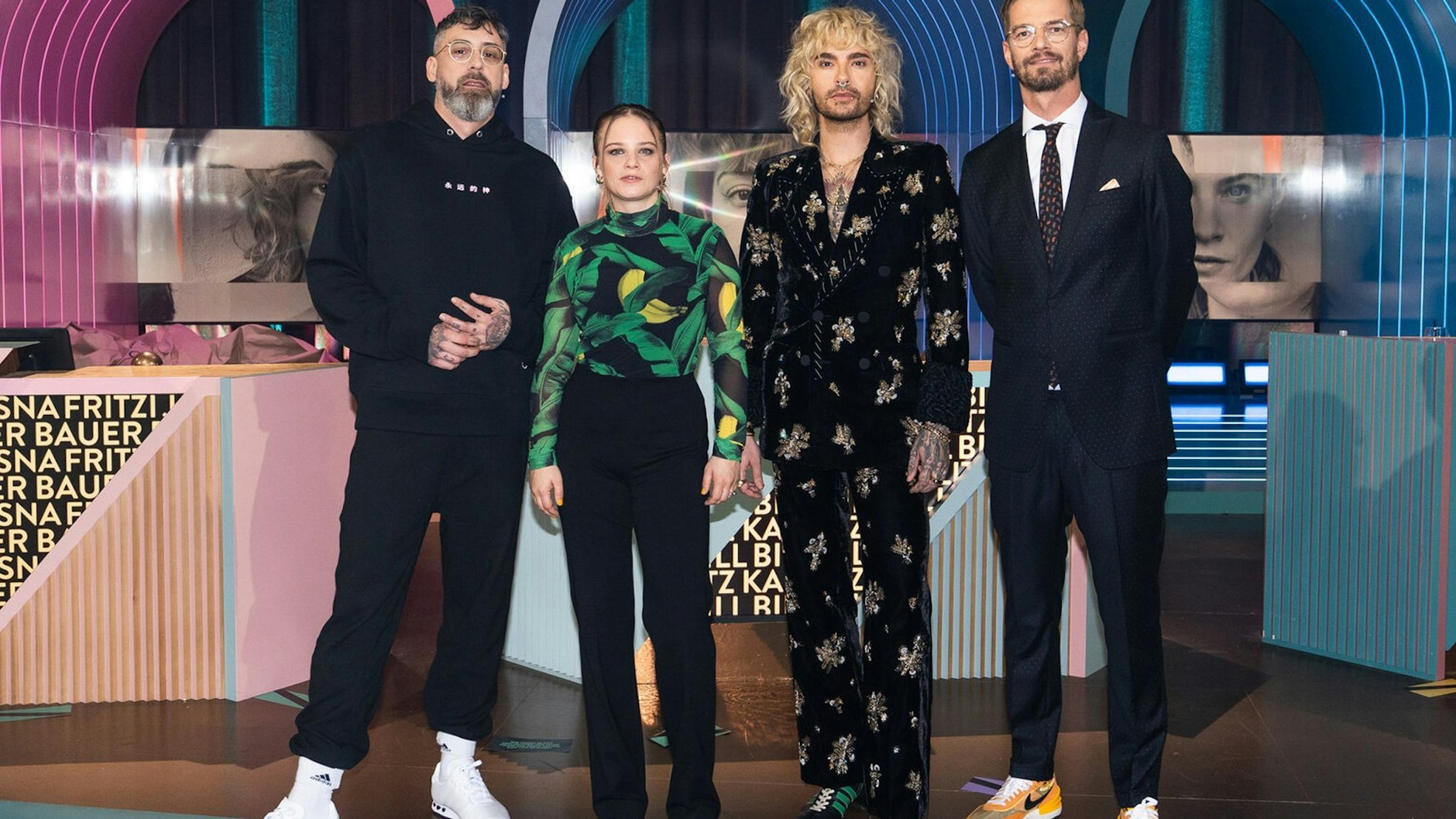 Hatten gegen Svenrik bei „Wer stiehlt mir dir Show?“ keine Chance: Sido, Jasna Fritzi Bauer, Bill Kaulitz und Joko Winterscheidt (v.l.)