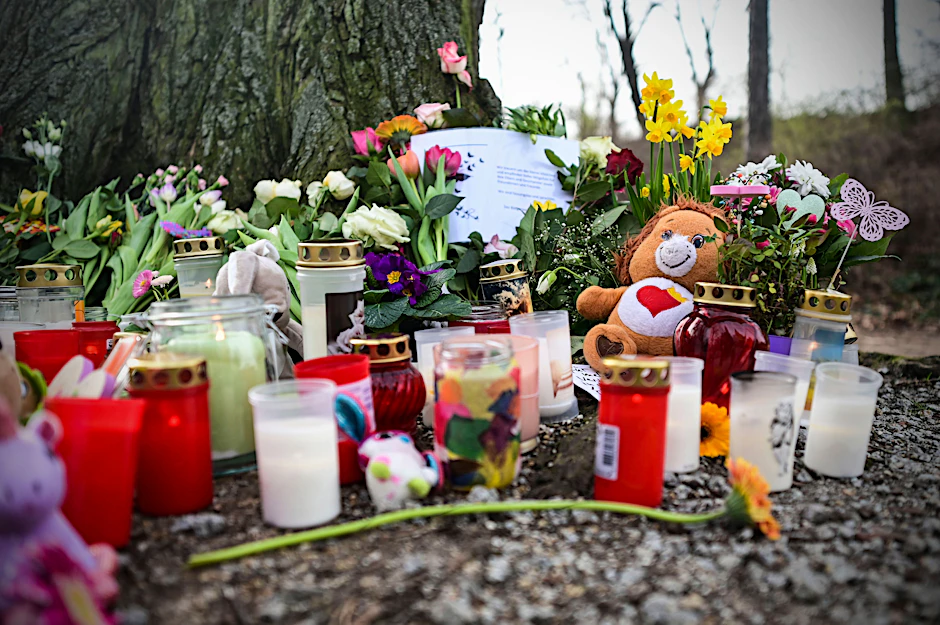 Die fünfjährige Anissa wurde schwer verletzt im Bürgerpark gefunden, verstarb später im Krankenhaus.