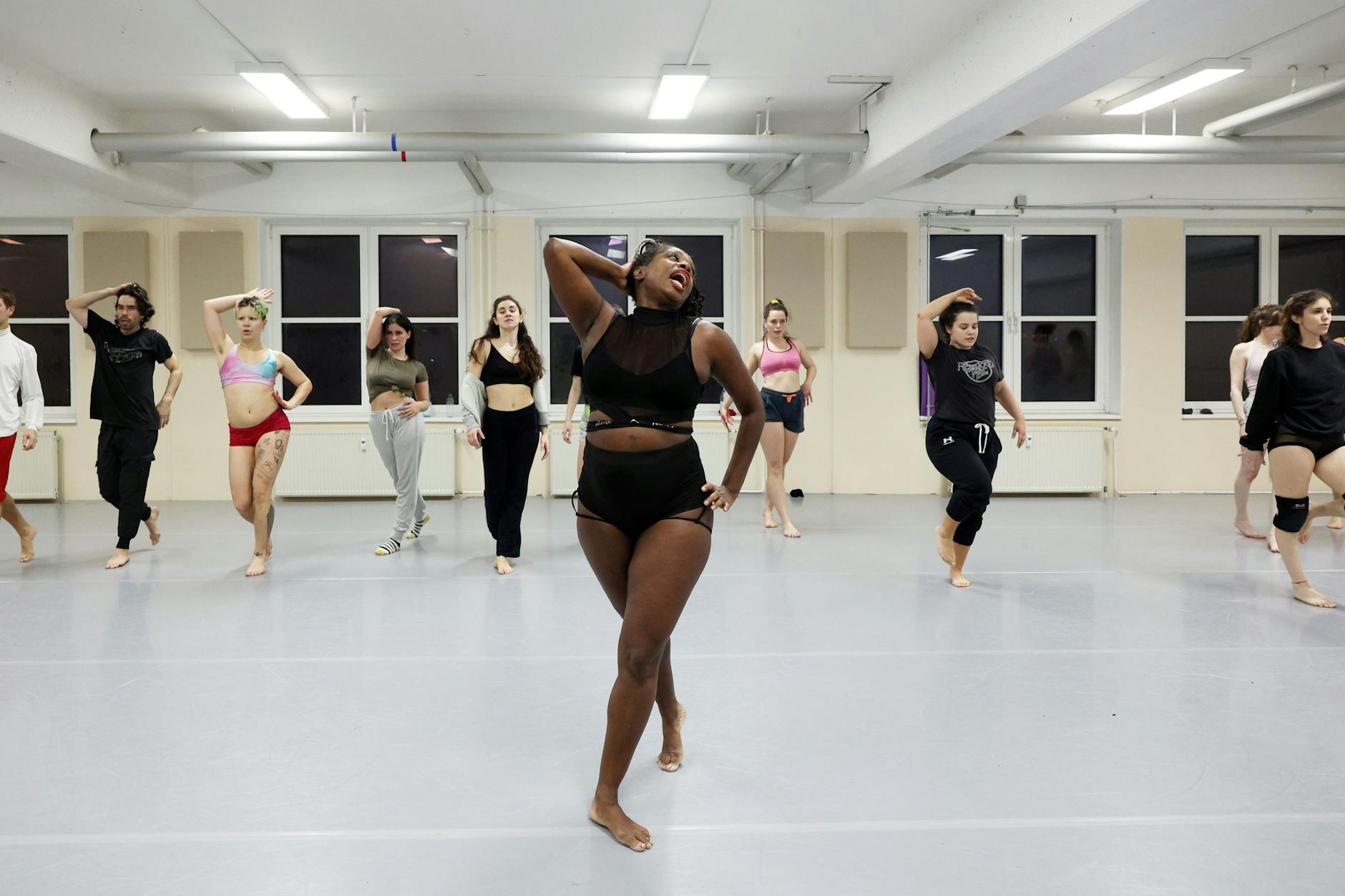 Viele der Tänze, die Maimouna unterrichtet, stammen aus Afrika. „Wenn man unsere Tänze tanzen will, sollte man sie respektieren“, sagt sie.