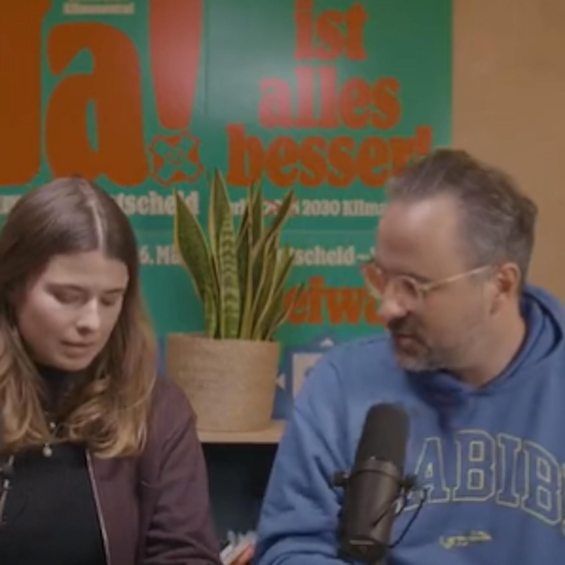 Luisa Neubauer und Kurt Krömer werben für Klima-Volksentscheid