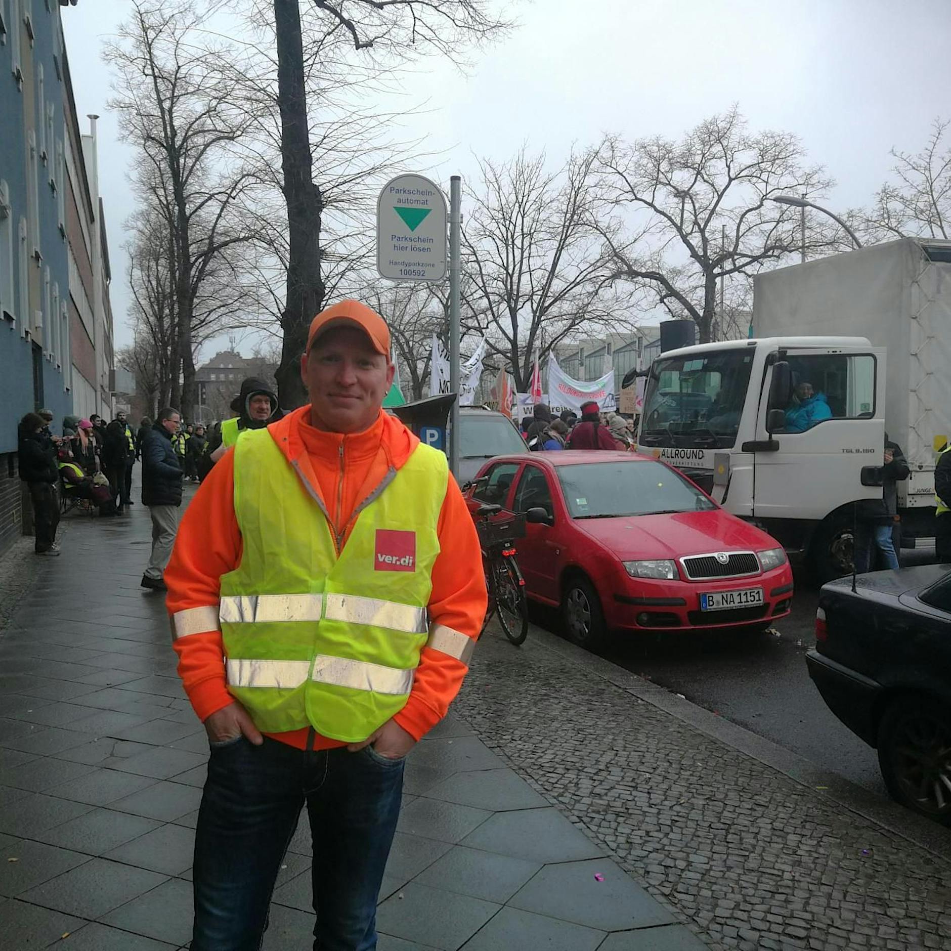 Müllwerker wünscht sich mehr Dankbarkeit: „Das Geld reicht nicht zum Leben“