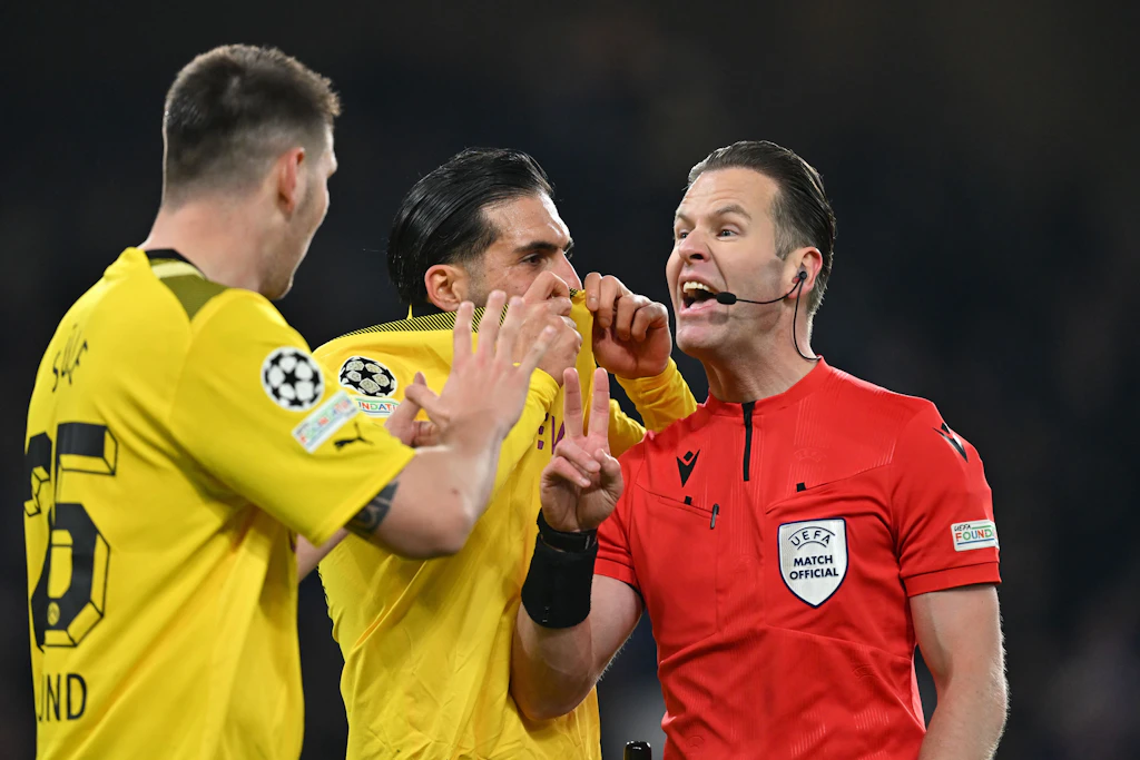 Borussia Dortmund in London gefrustet: Harte Kritik am Schiedsrichter
