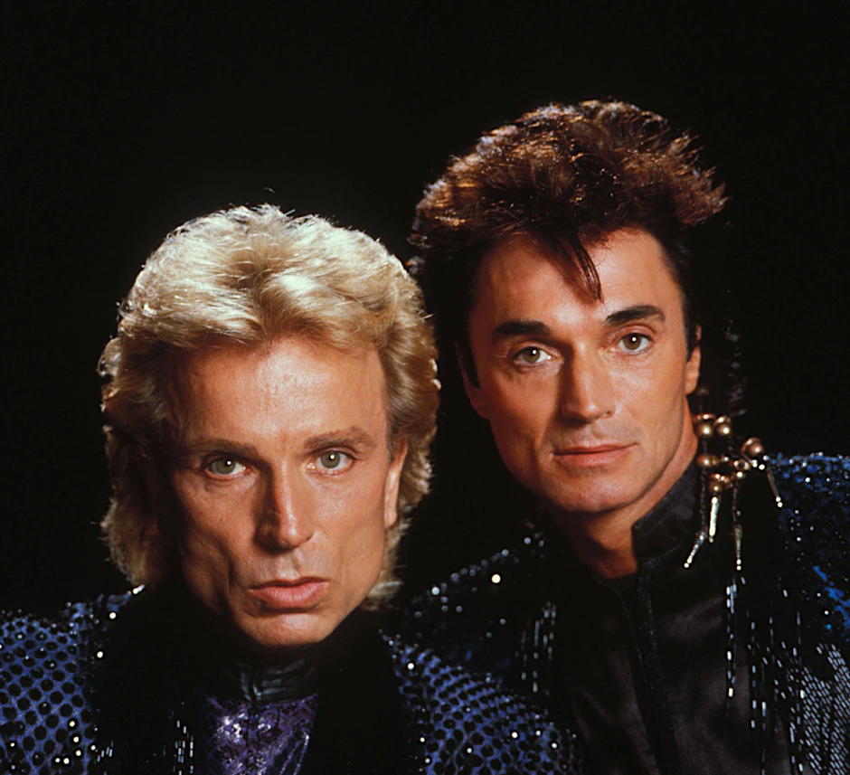 Berühmt fürs Berühmtsein und ihre weißen Tiger: Siegfried Fischbacher (l.) und Roy Horn zählten viele Jahre zu den großen Stars in Las Vegas.