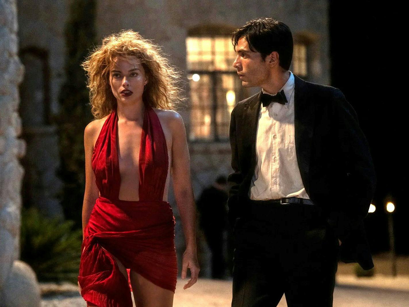 Mary Zophres ist für ihr Kostümbild des Filmes „Babylon – Rausch der Ekstase“ nominiert. Bisher konnte die US-Amerikanerin bereits dreimal auf einen Oscar hoffen: 2011 für „True Gift“, 2017 für „La La Land“ und 2019 für „The Ballad of Buster Scruggs“. Gewonnen hatte sie bisher noch nicht.