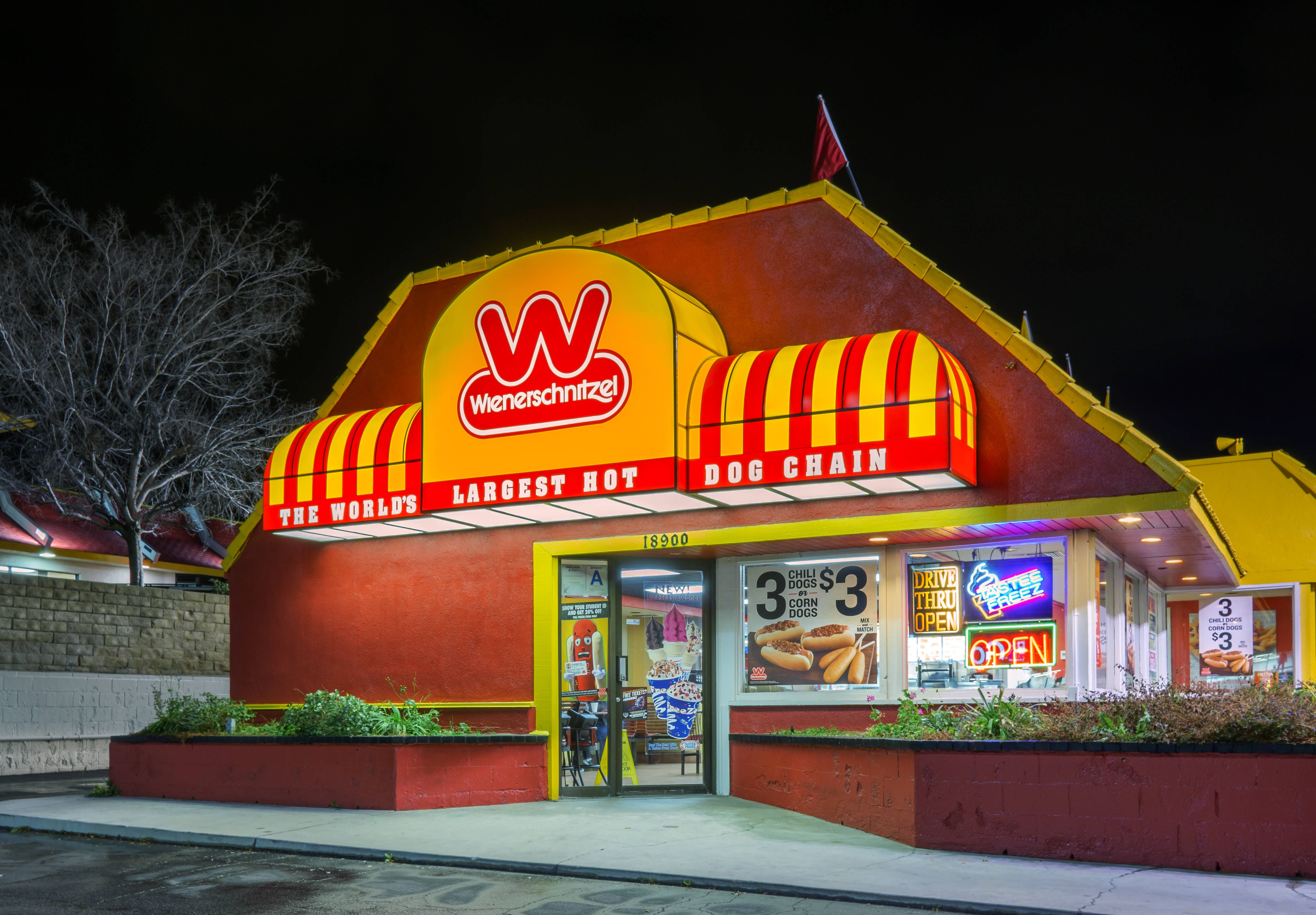 Image - Wienerschnitzel: Bei dieser US-Fast-Food-Kette gibt es vieles, außer ...