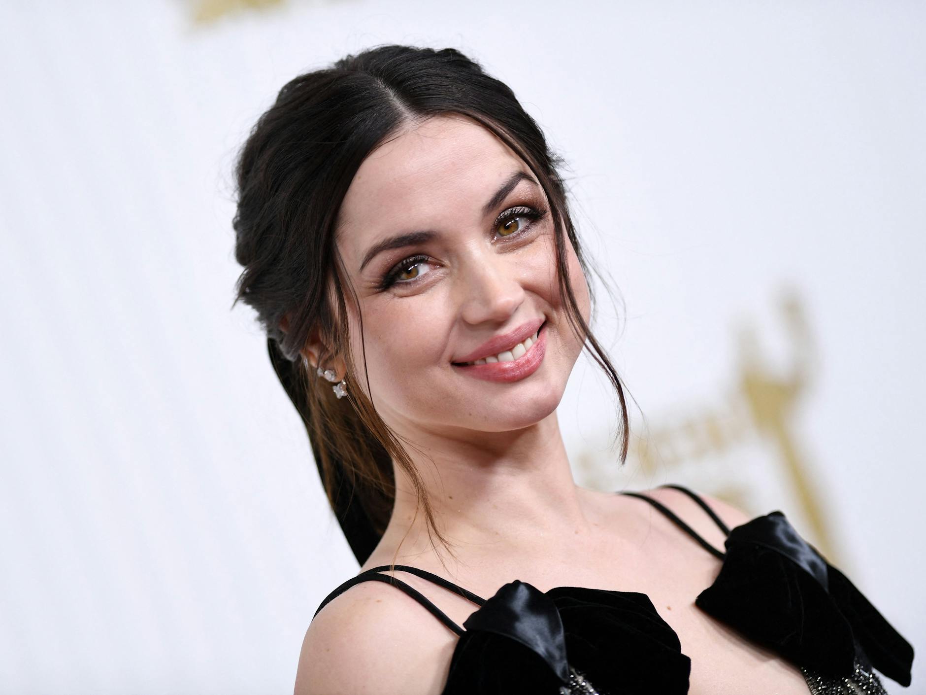 Ana de Armas hofft auf einen Oscar für ihre Darstellung der Marilyn Monroe in der Filmbiografie „Blonde“ von Andrew Dominik. Die 34-jährige kubanisch-spanische Schauspielerin ist das erste Mal für den Award nominiert; bei den Golden Globes im Januar ging sie bei einer Nominierung für dieselbe Rolle letztlich leer aus.