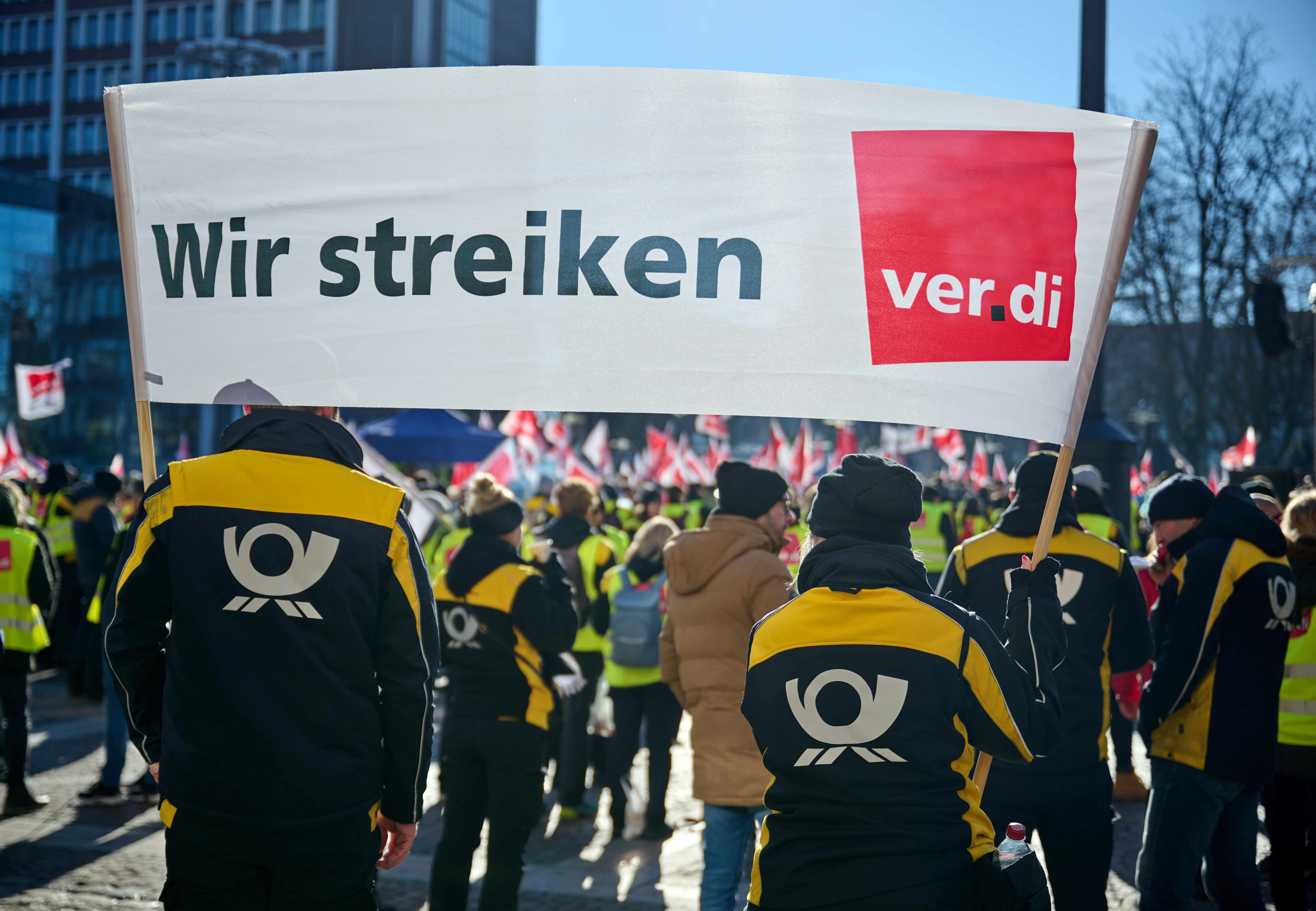 Image - Post-Streik: Will der Konzern jetzt Streikbrecher mit Überstunden locken?