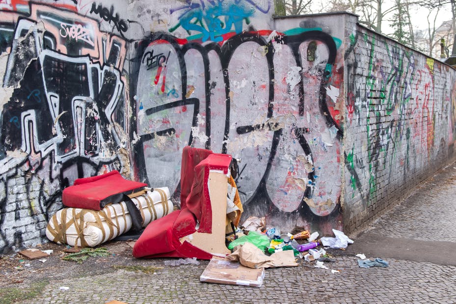 Einen Tag zuvor stand hier lediglich ein alter Sessel.