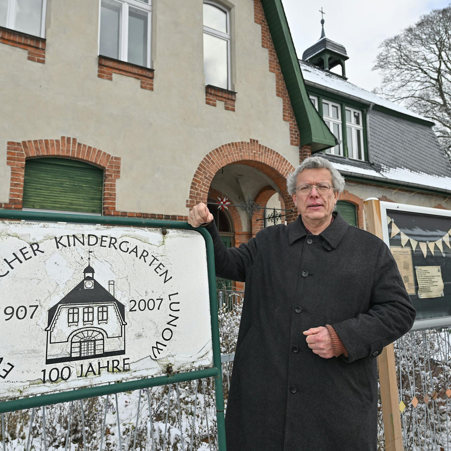 Mit YouTube und einem engagierten Pfarrer: Wie sich ein Dorf in Brandenburg gegen die Landflucht wehrt –mit Video
