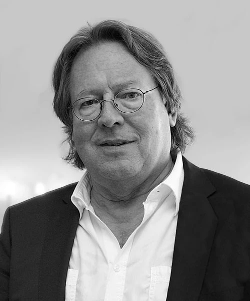 Zum Autor