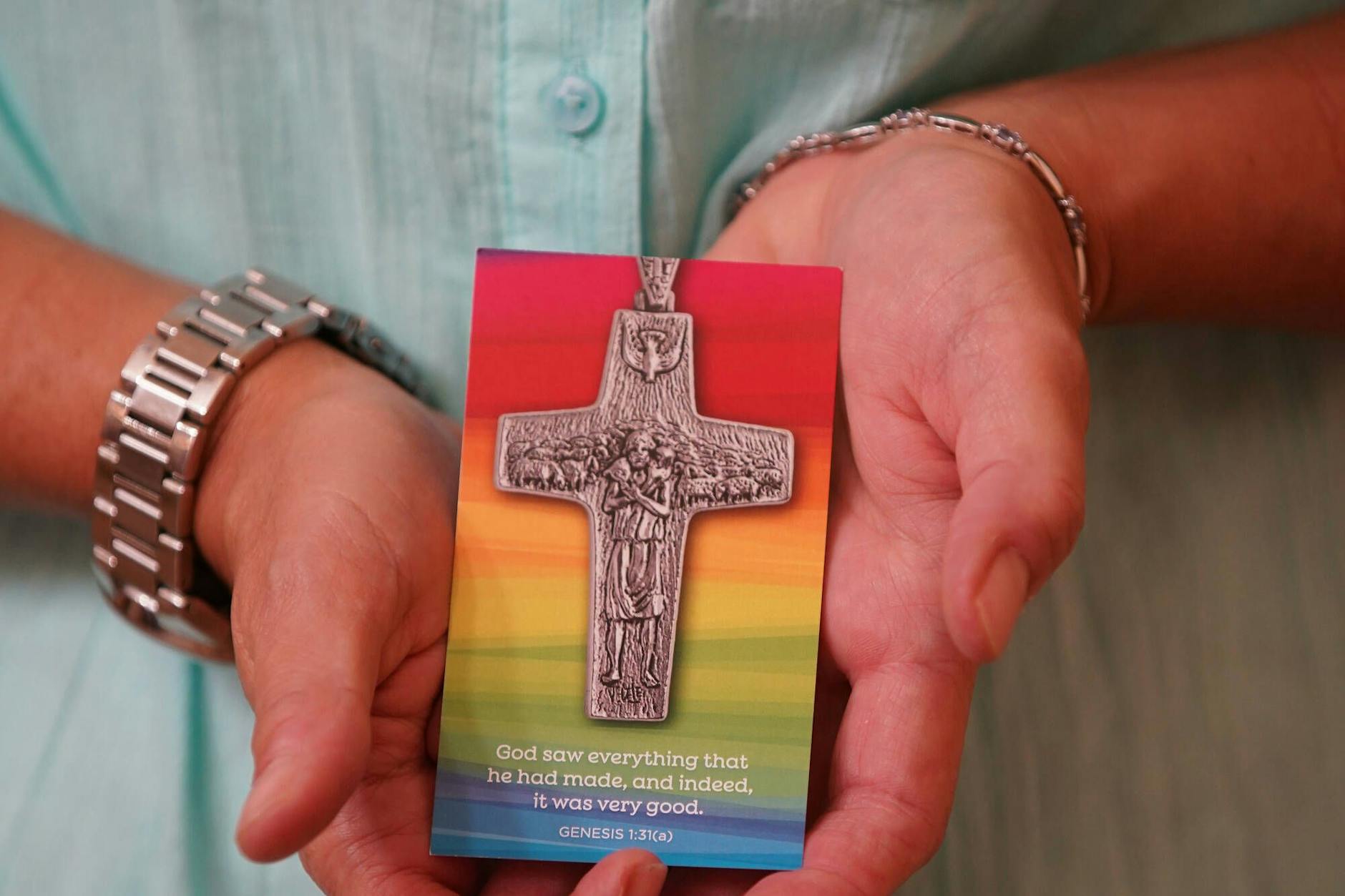 Ein katholischer US-Verband will jetzt schwule Priester outen.