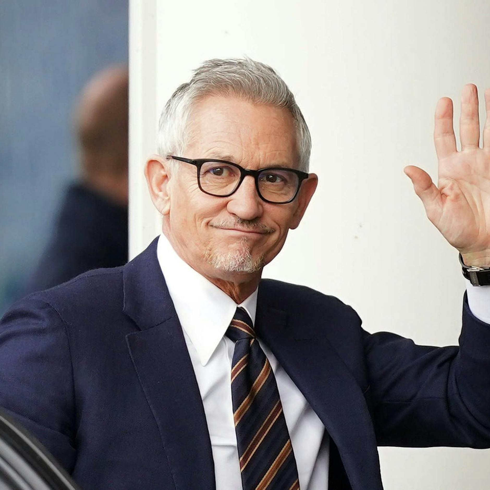 Riesenaufregung! BBC setzt Gary Lineker ab nach dessen Nazi-Rhetorik-Vorwurf und erntet massiven Shitstorm