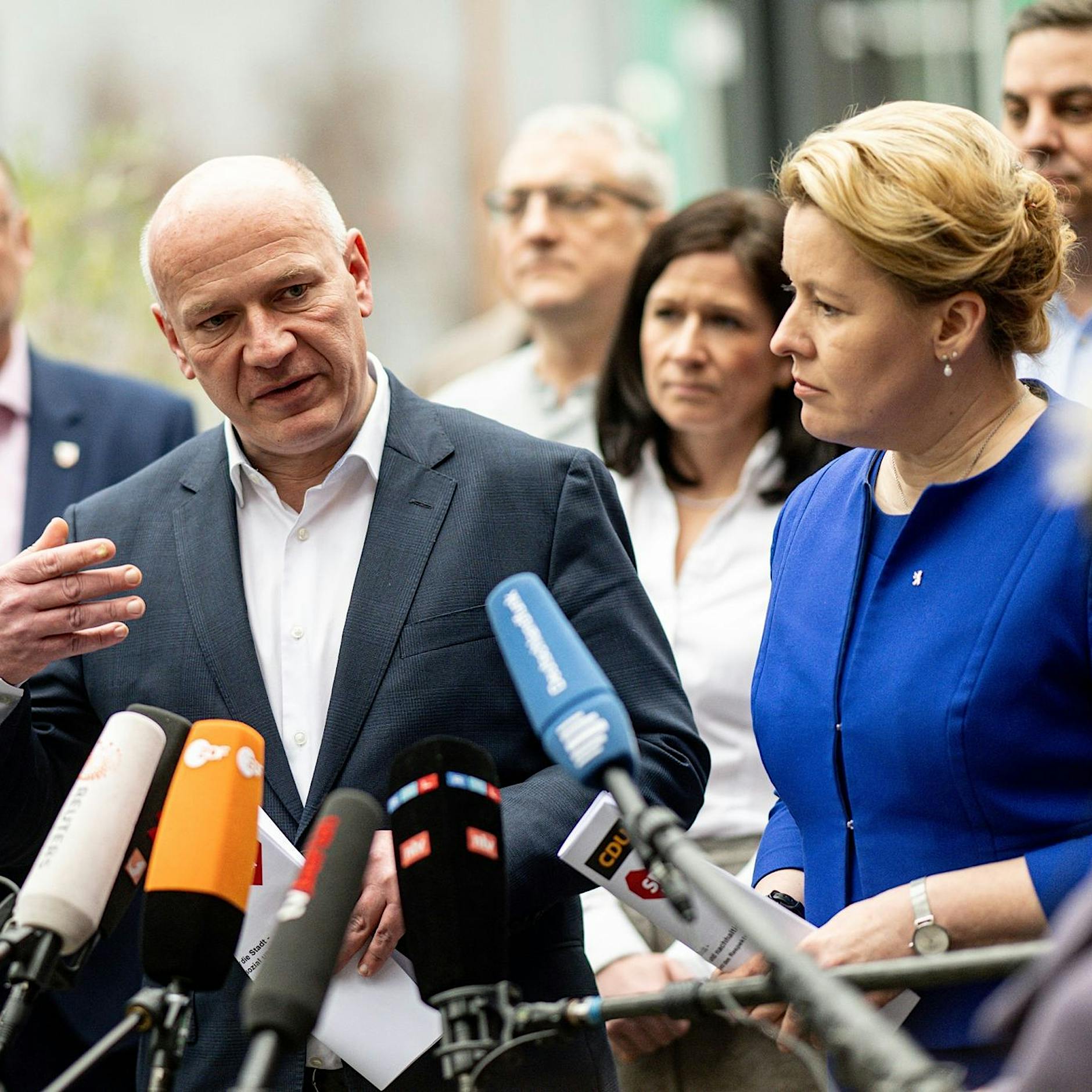 Arbeitsgruppen starteten Koalitionsverhandlungen mit diesen Themen