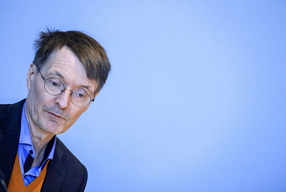 Karl Lauterbach will nun immer schon von Impfschäden gewusst haben, wie er im ZDF sagte.