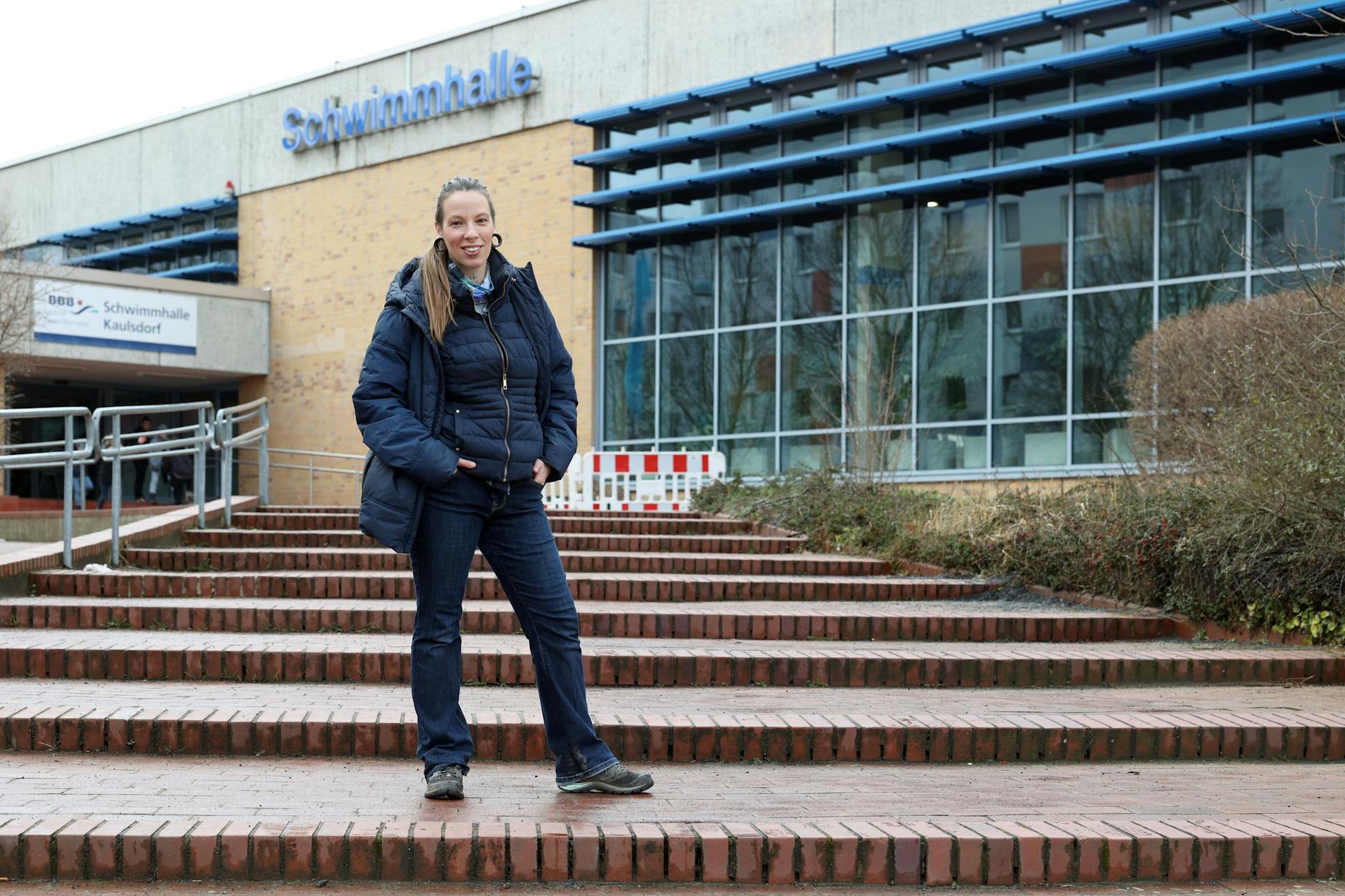 Lotte Mies (33) hat durchgesetzt, in den Berliner Bädern oben ohne schwimmen zu dürfen.