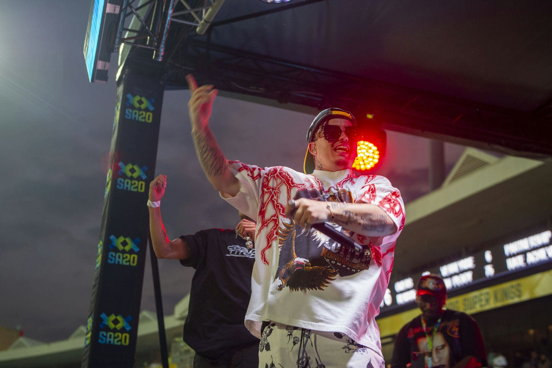 Costa Titch brach am Samstag bei einem Festival zusammen und starb.