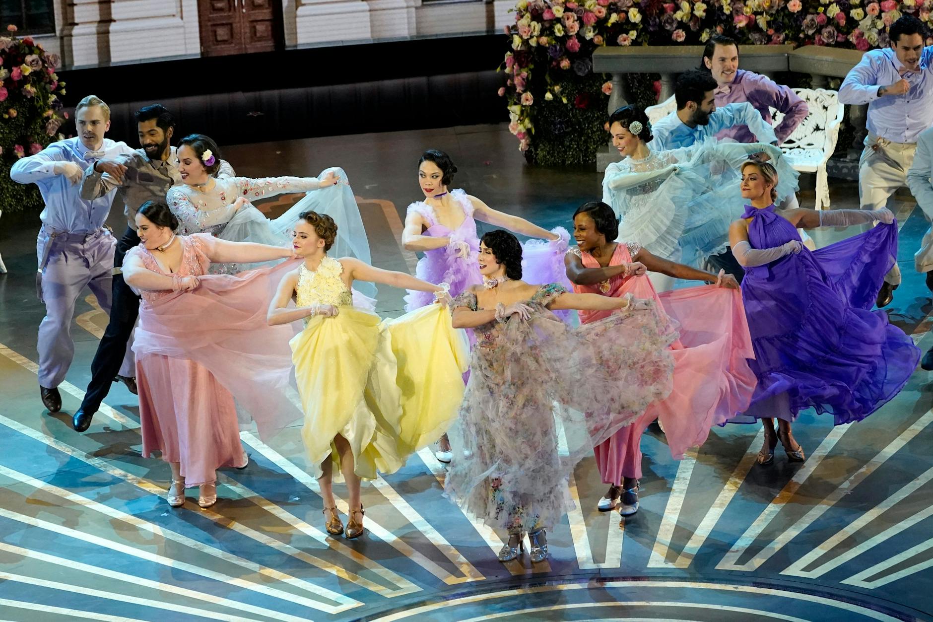 Gewinner: M.M. Keeravaani (Komposition) und Chandrabose (Text) für „Naatu Naatu“ aus „RRR“