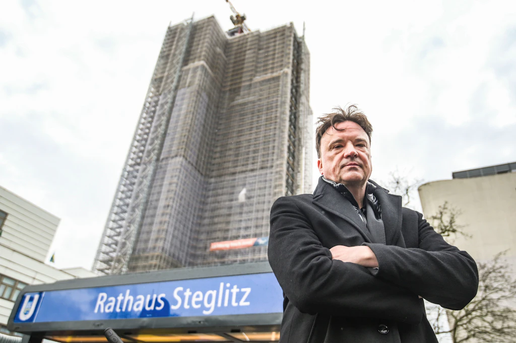 Steglitzer Kreisel: Käufer einer Eigentumswohnung kämpft gegen die Adler Group