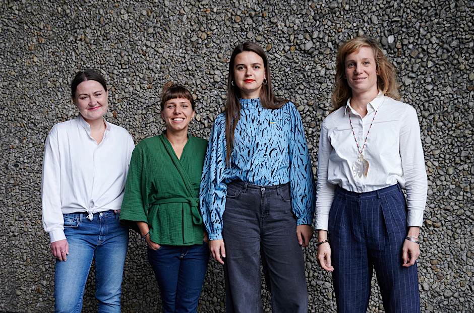 Marta Hewelt (links) verlässt das neue Leitungsteam des Theatertreffen, Joanna Nuckowska, Olena Apchel und Carolin Hochleichter (v.l.) bleiben dabei.