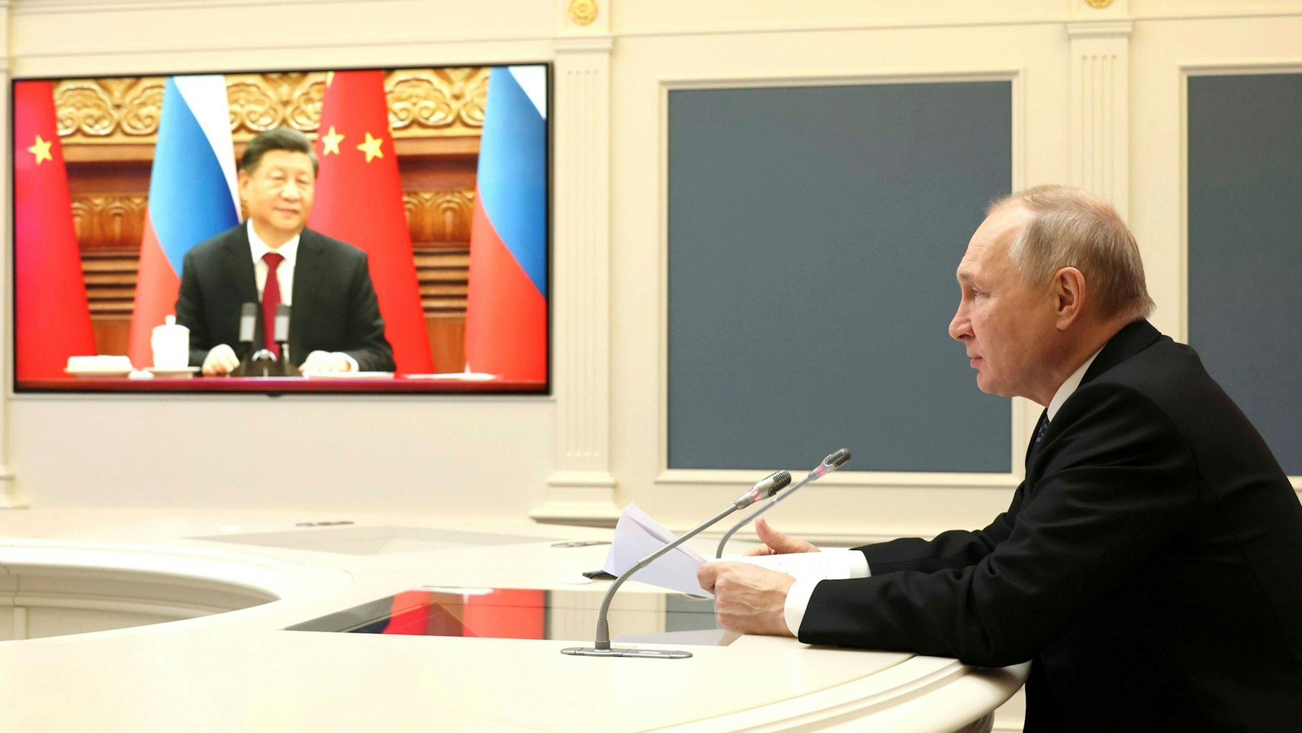 Wladimir Putin im Gespräch mit Chinas Präsident Xi Jinping.