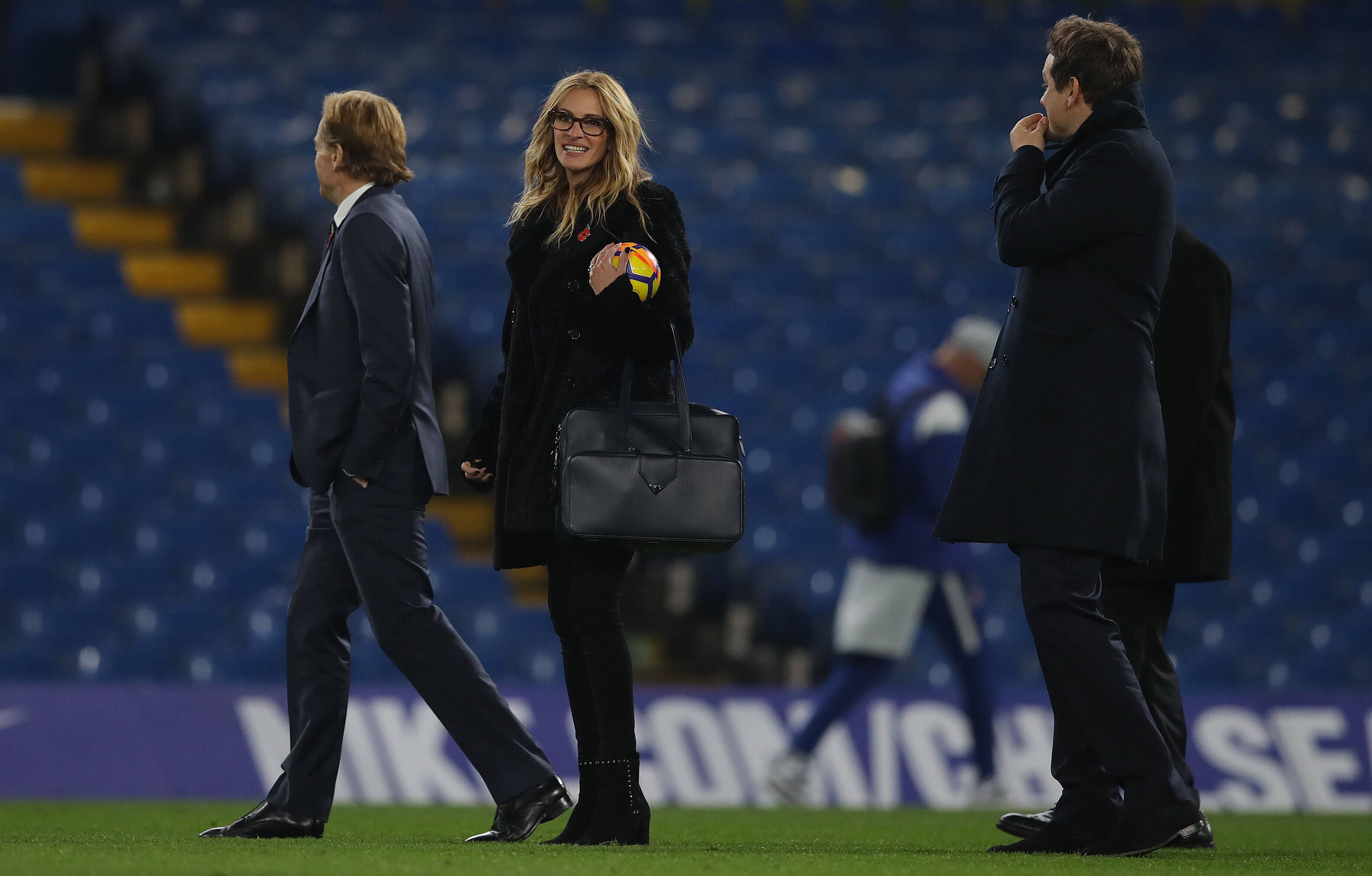 Image - Völlig verrückt! Trotz Haalands Fünf-Tore-Gala: Julia Roberts bricht City-Coach Pep Guardiola das Herz