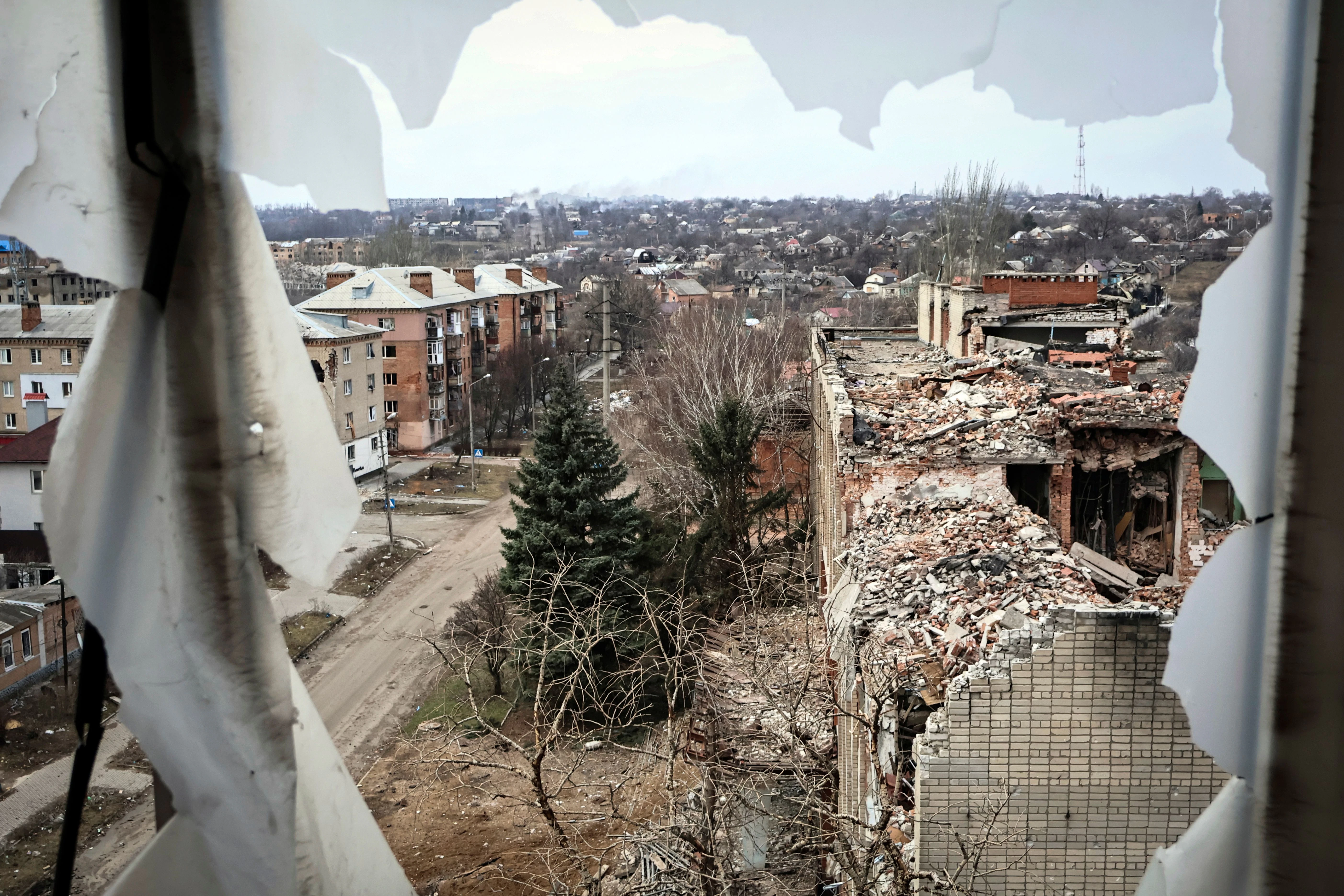 Ein Bild des zerstörten Bachmut in der Ukraine