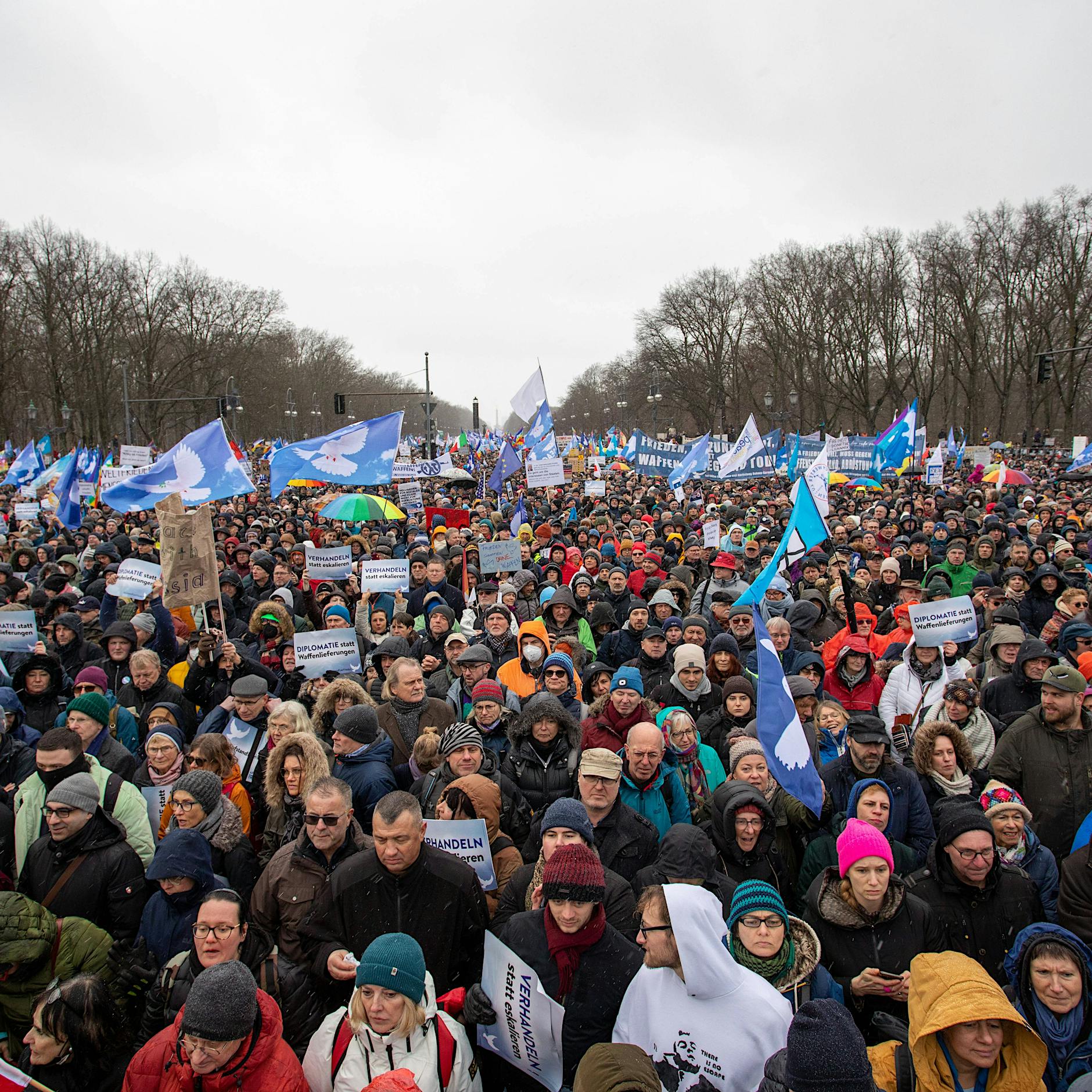 Antje Vollmer und andere: „Klima-Frieden schaffen ohne Waffen“