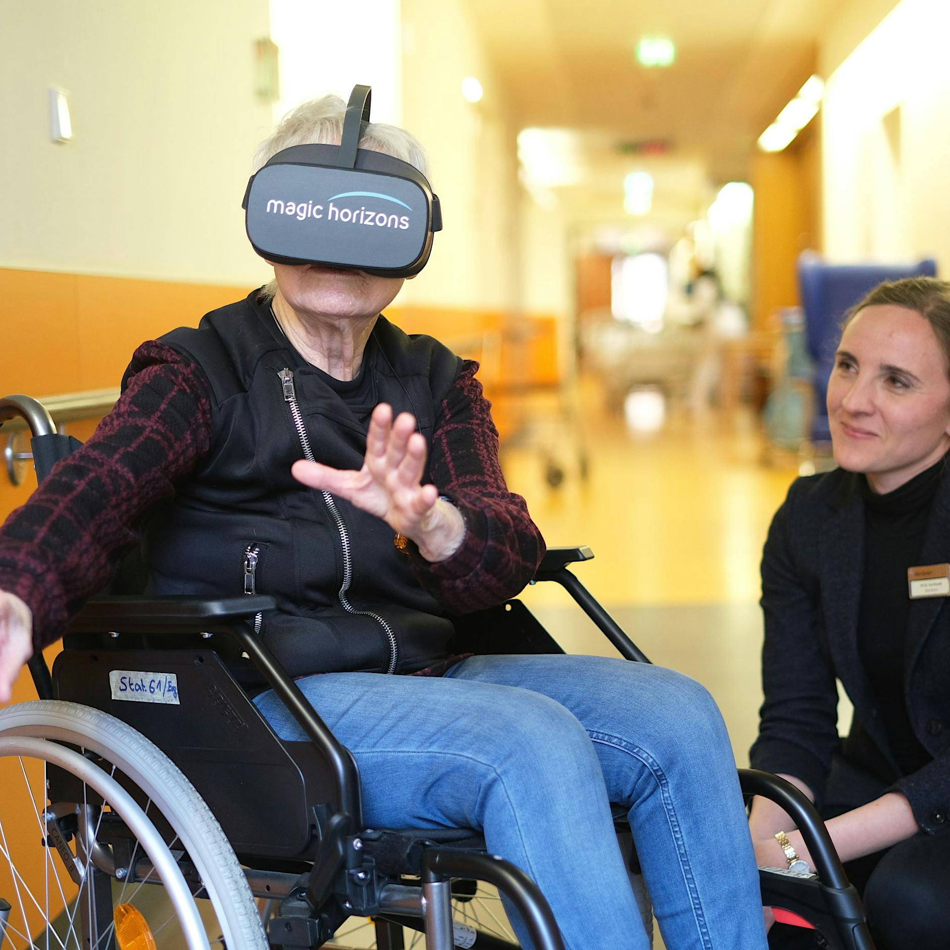 Virtual Reality für Senioren: Kann moderne Technik Demenz-Kranken helfen?