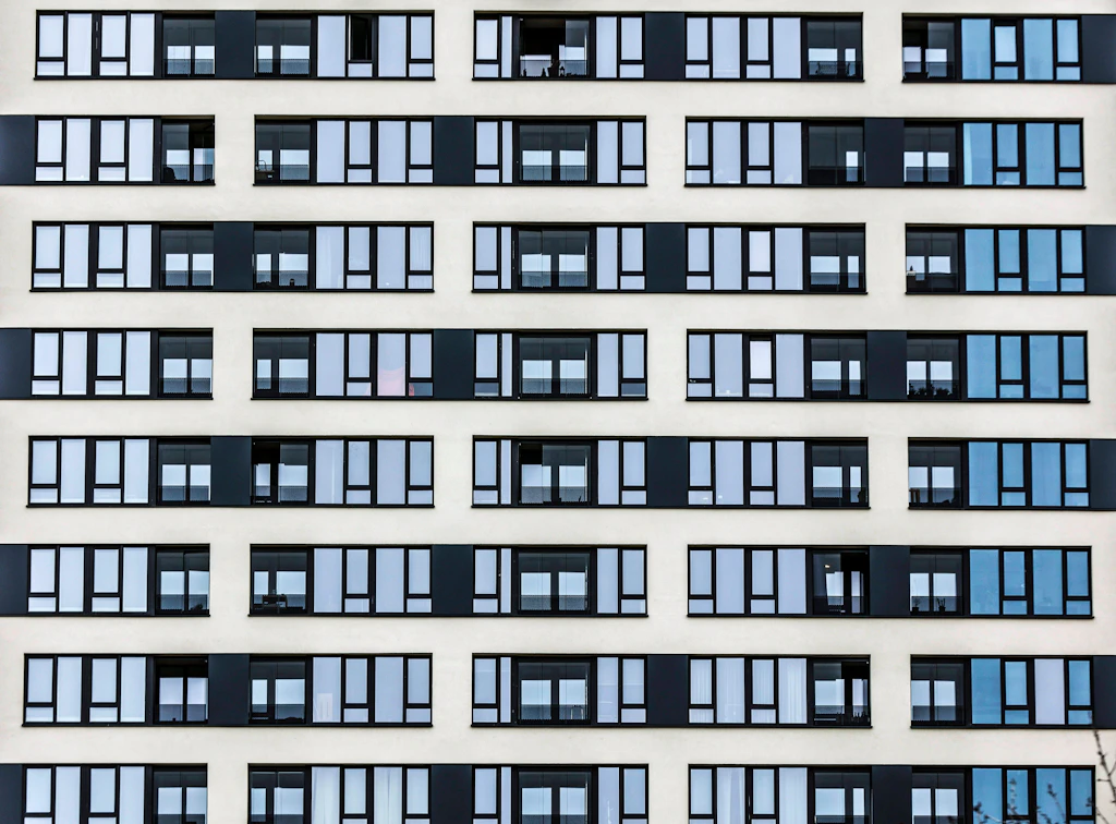 Hohe Zahl an Mieterhöhungen im Jahr 2022 löst Debatte über Wohnungspolitik aus