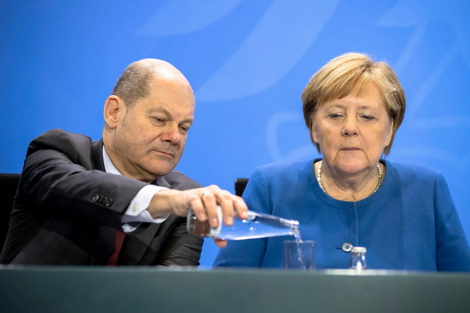 Schafft auch Olaf Scholz 16 Jahre?