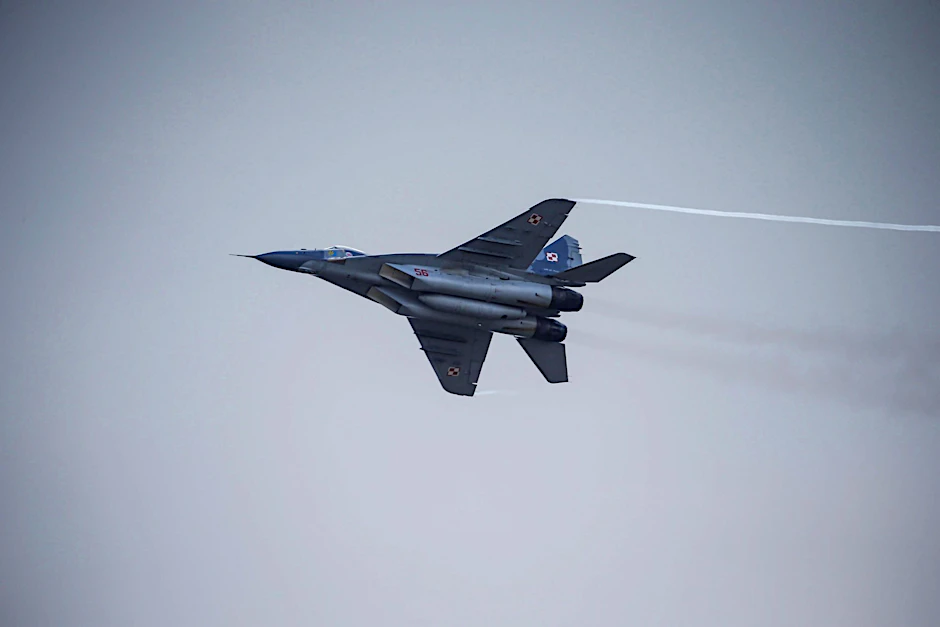 ARCHIV - Ein MiG-29-Kampfjet der polnischen Luftwaffe bei einer Luftfahrtschau.  