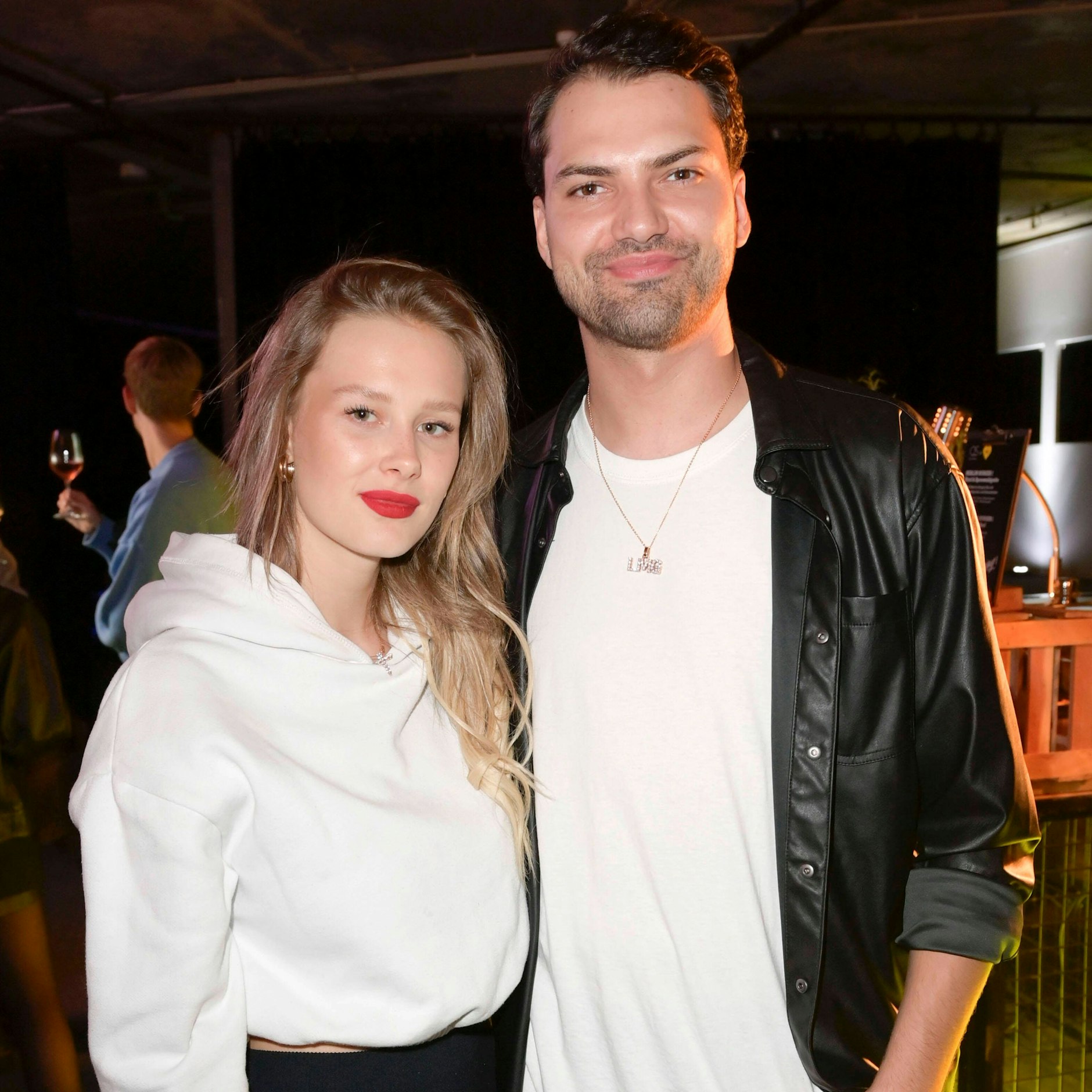 Jimi Blue Ochsenknecht und Laura-Marie Geissler haben sich verlobt.