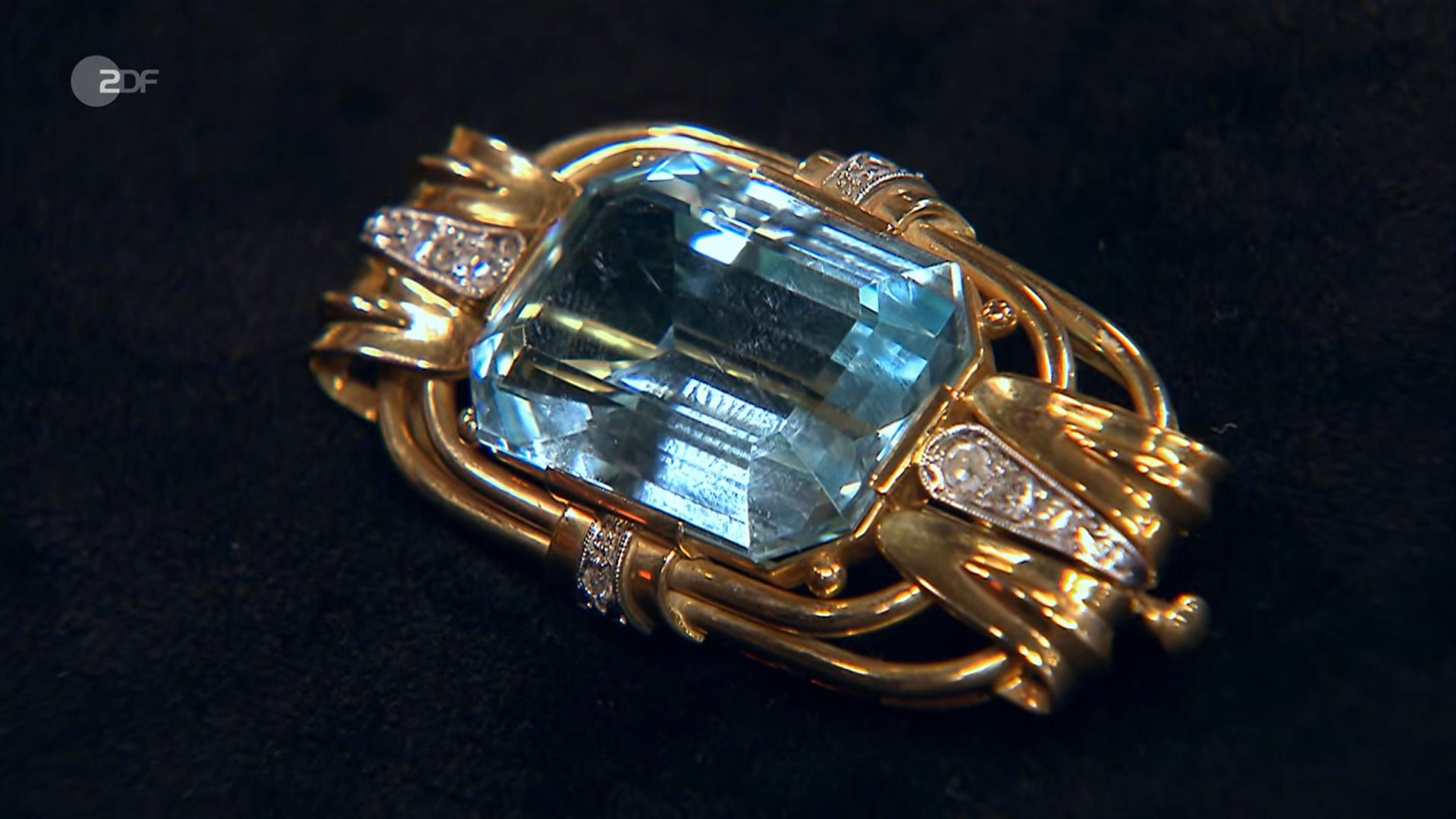 Wahnsinn bei „Bares für Rares“: Schätzpreis für irren Edelstein haut Horst Lichter aus den Socken!