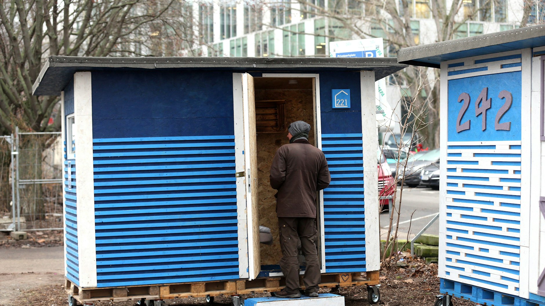 Neukölln hat zusammen mit Friedrichshain Kreuzberg eine Initiative für&nbsp; mehr Safe Places für Obdachlose verabschiedet. Vorstellung des ersten Safe Place in Friedrichshain hinter dem Ostbahnhof.
